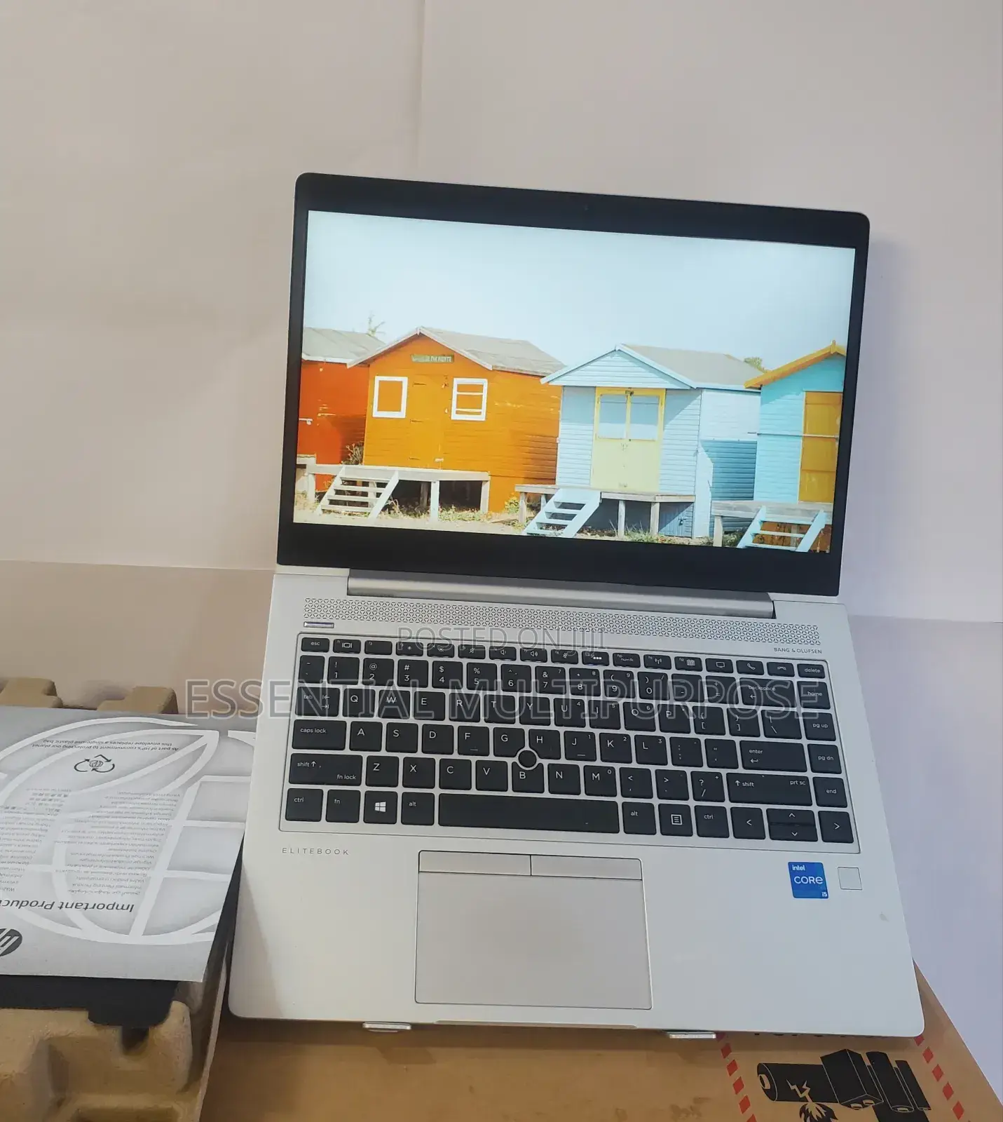 New Laptop HP EliteBook 840 G5 8GB Intel Core I5 SSD 256GB