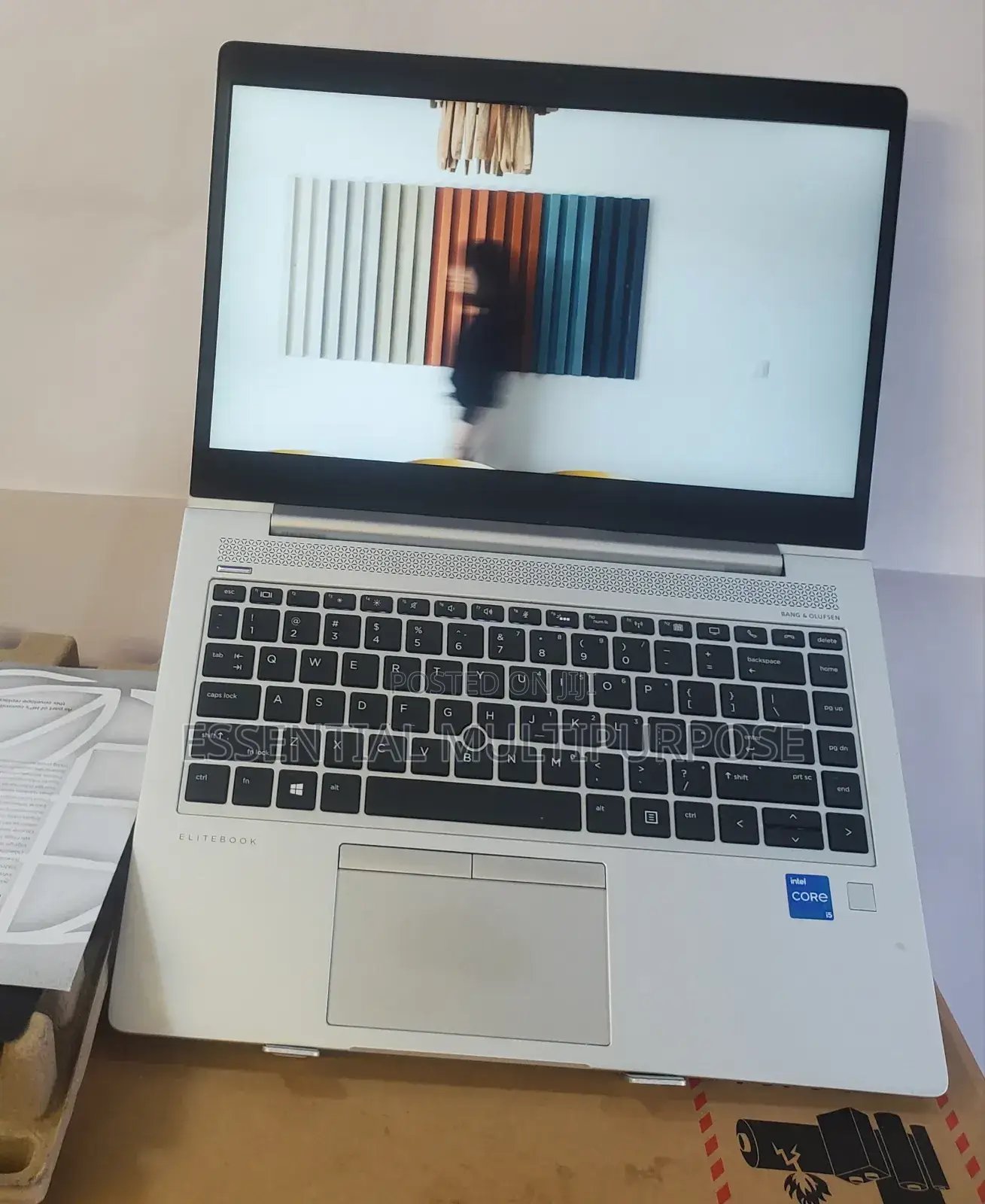 New Laptop HP EliteBook 840 G5 8GB Intel Core I5 SSD 256GB