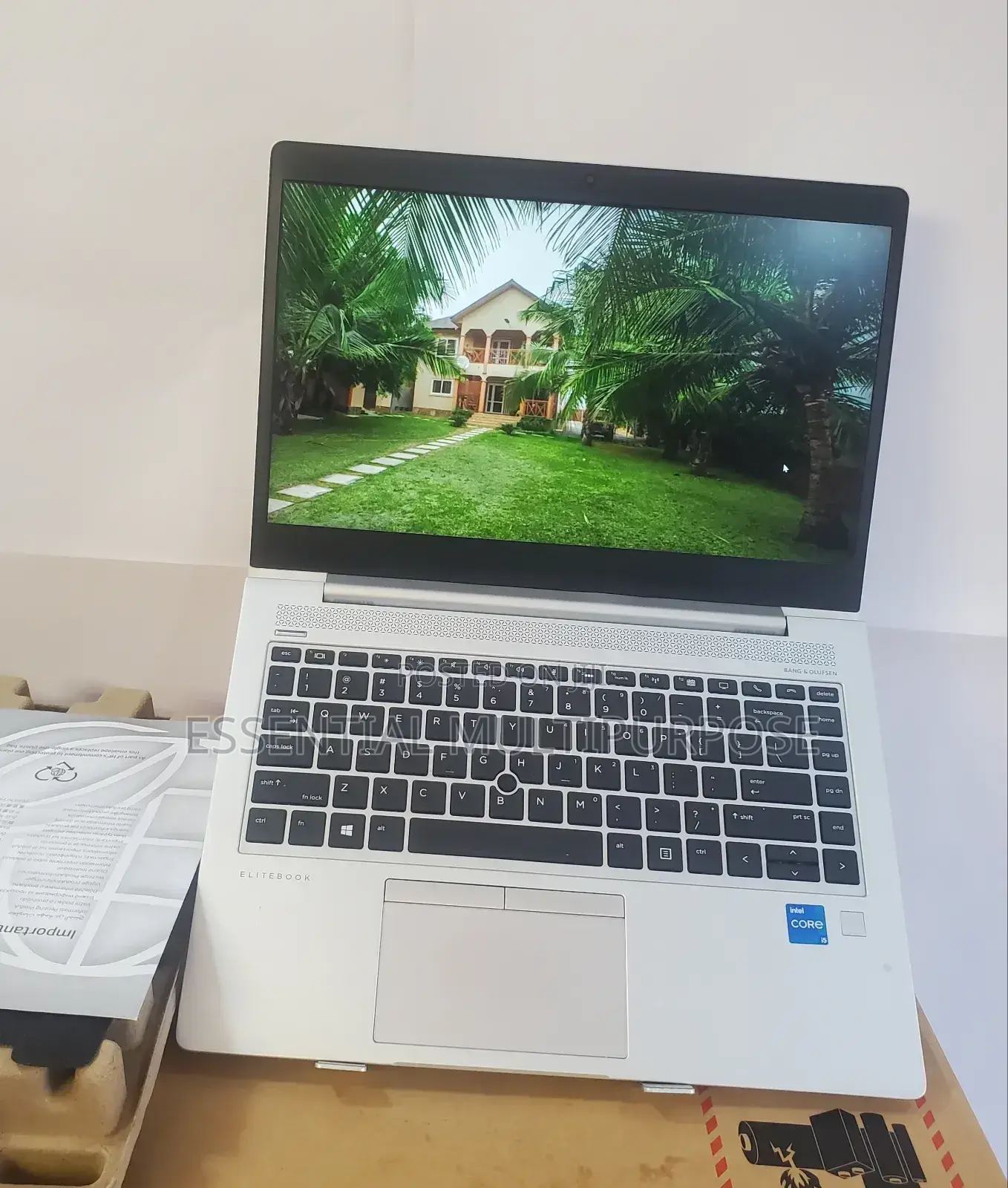 New Laptop HP EliteBook 840 G5 16GB Intel Core I5 SSD 256GB