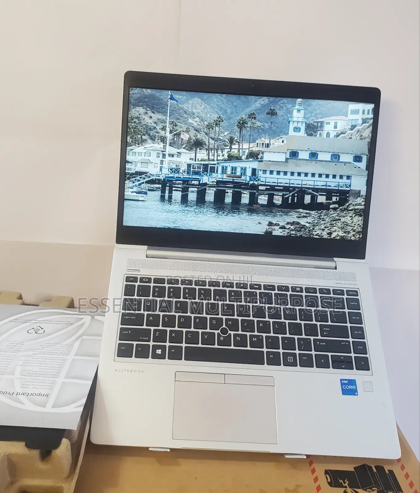 New Laptop HP EliteBook 840 G5 16GB Intel Core I5 SSD 256GB