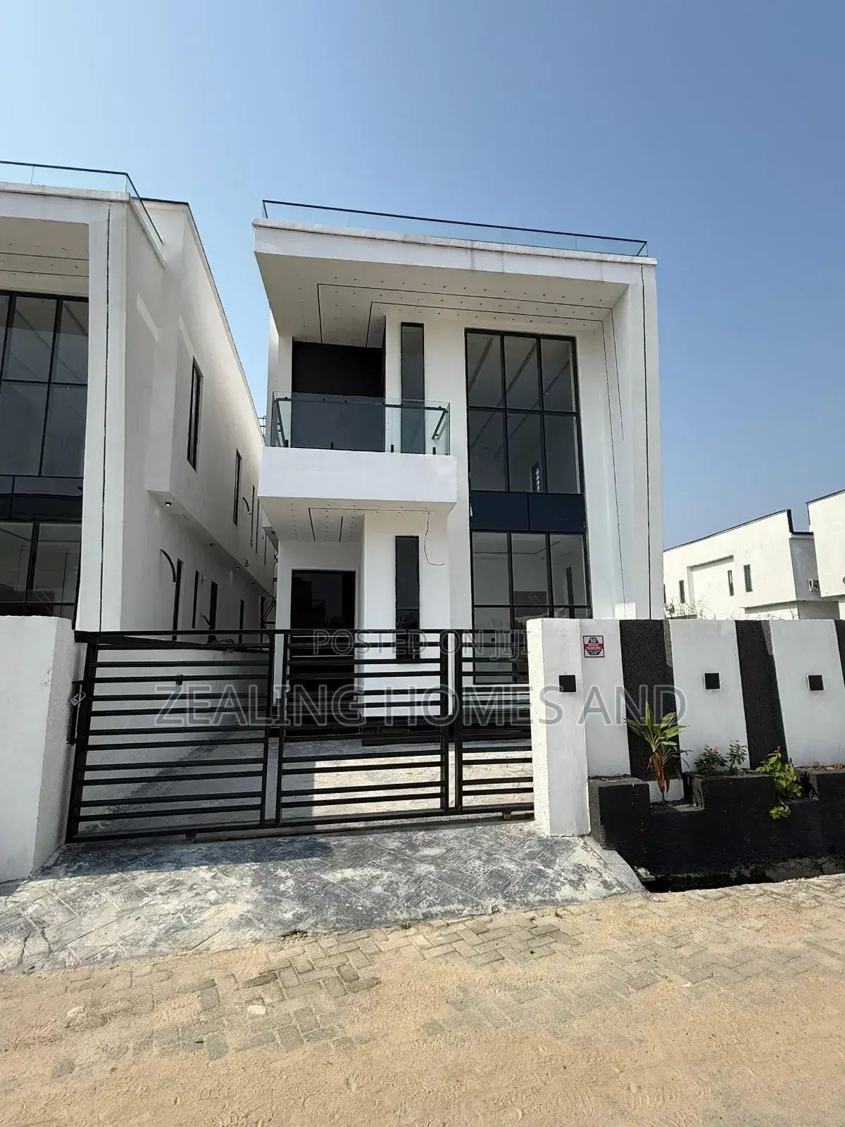 4bdrm Duplex in Ajah Estate for sale