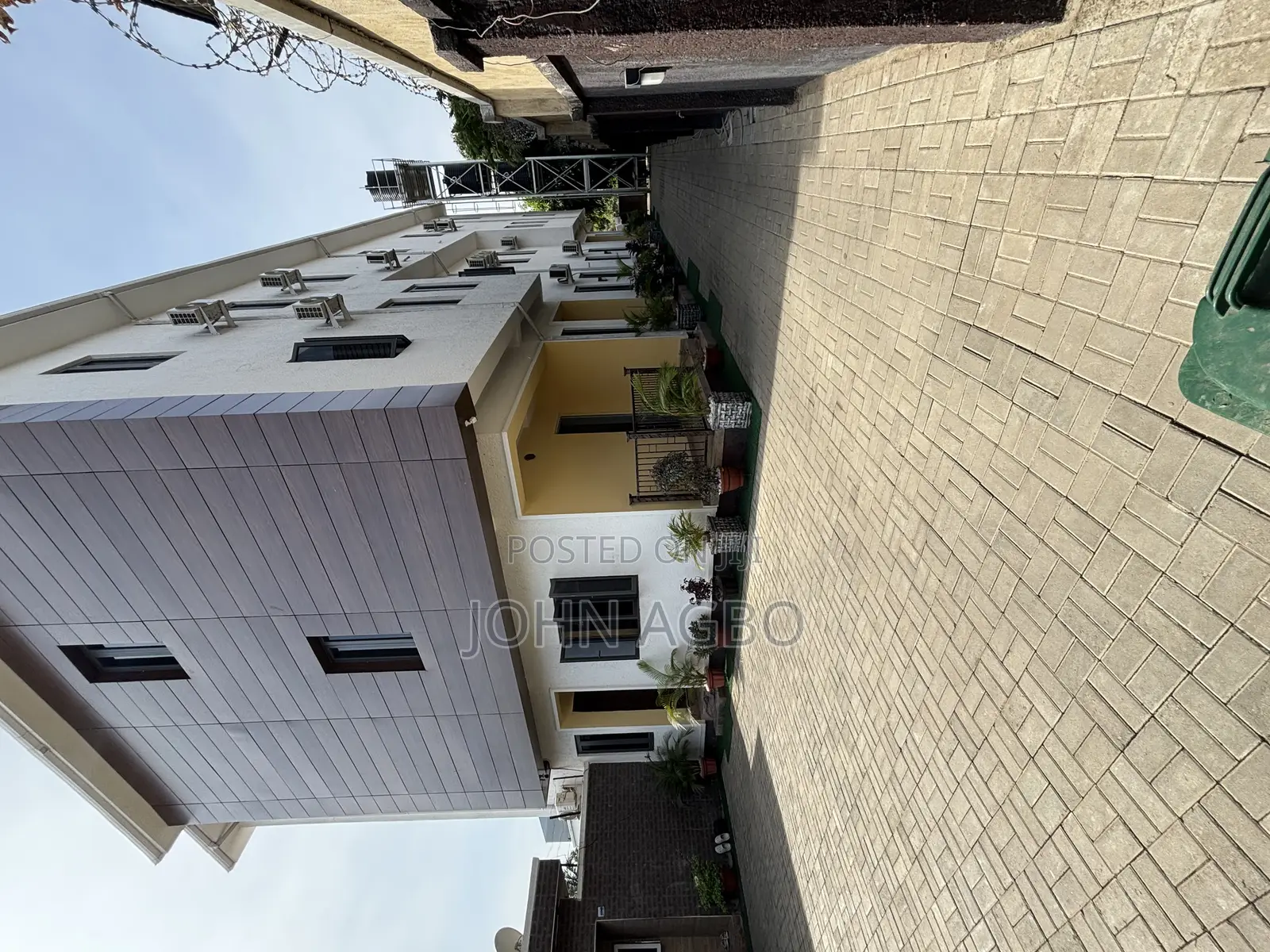 Furnished 6bdrm Apartment in Bunkoro for sale