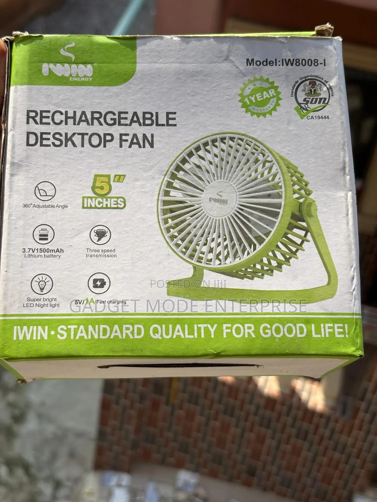 Iwin Iw8008 Rechargeable and Portable Desktop Fan