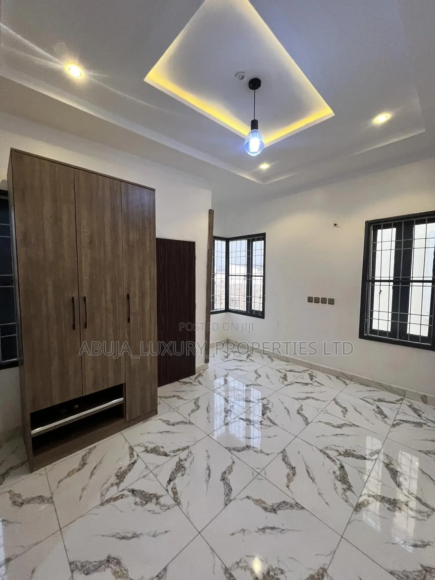 2bdrm Block of Flats in Paradise 2 Near, Life Camp for rent