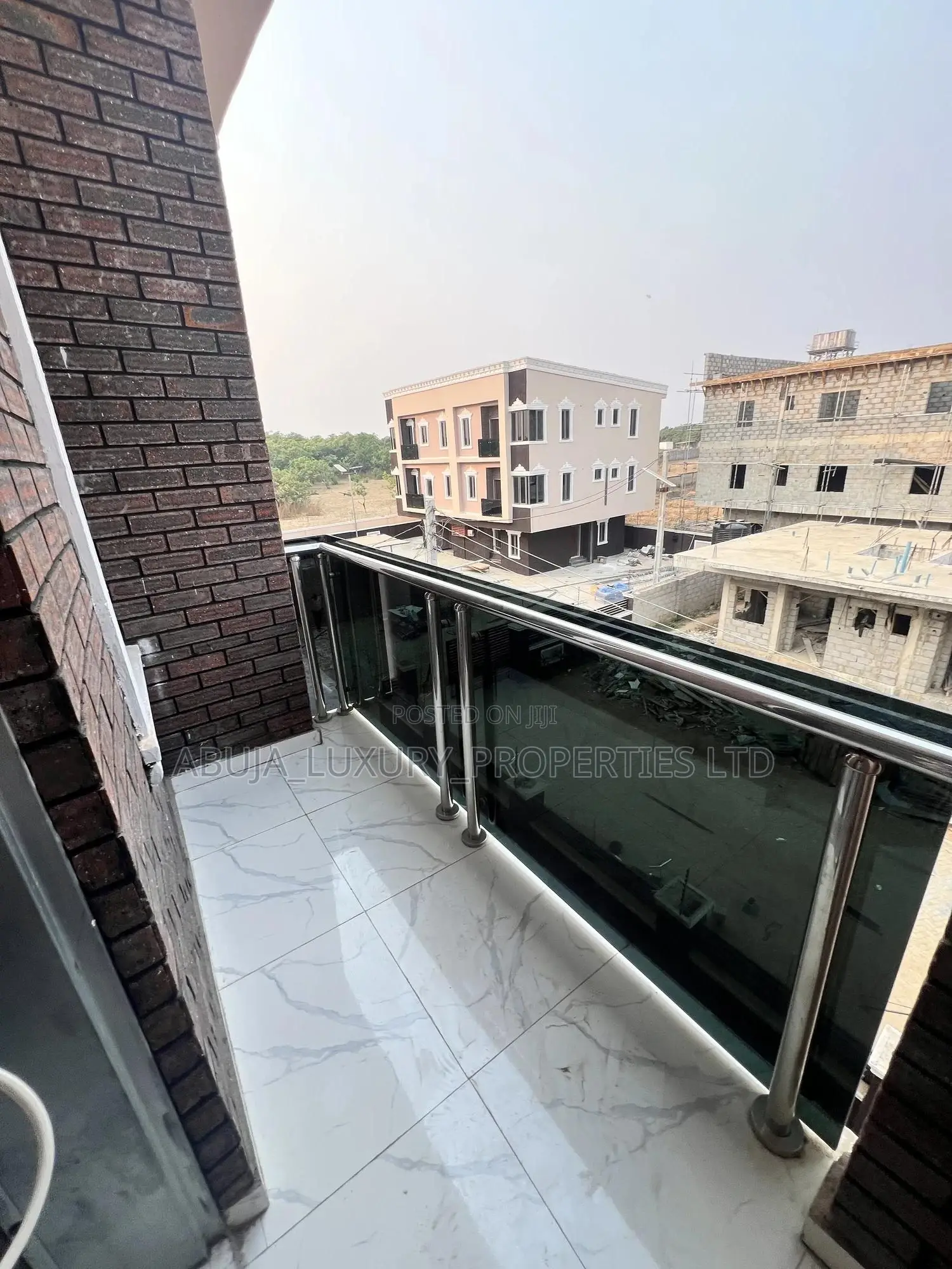 2bdrm Block of Flats in Paradise 2 Near, Life Camp for rent