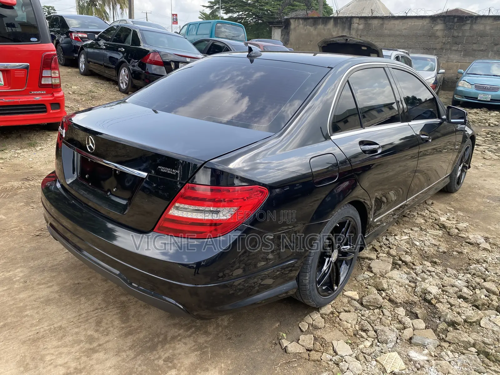 Mercedes-Benz C250 2012 Black