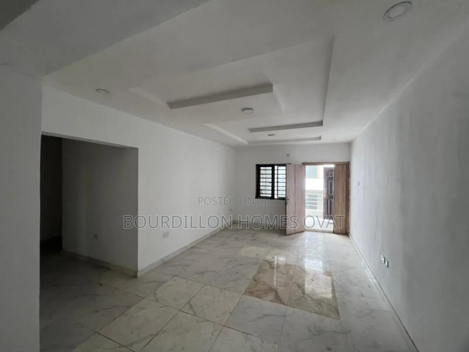 3bdrm Apartment in Illasan, Ikate Lekki for sale