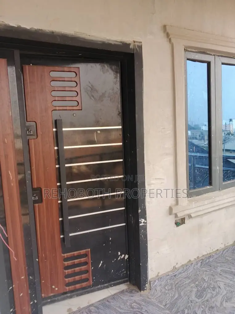 2bdrm Apartment in Peace Estate, Akala Express for rent
