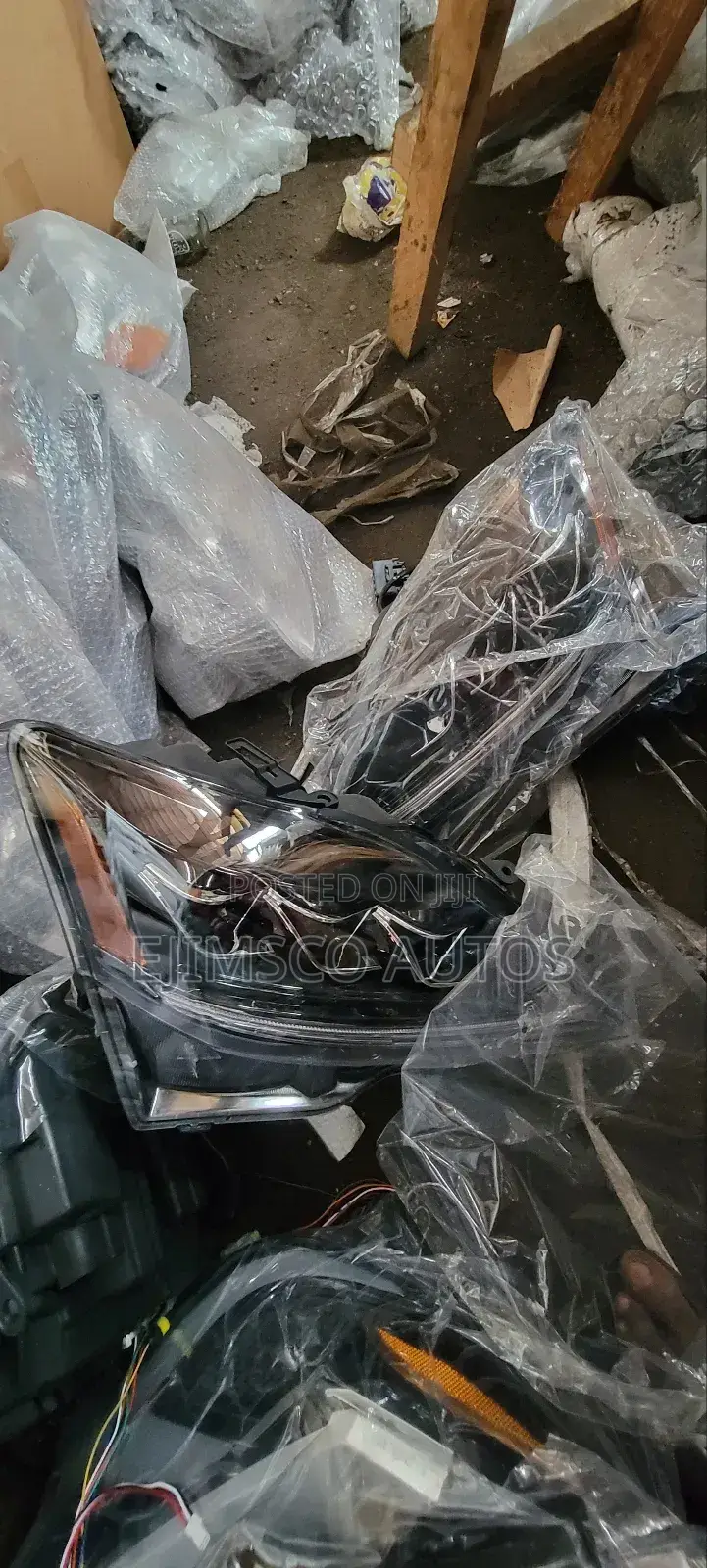 Headlamp Is250 2018 Model