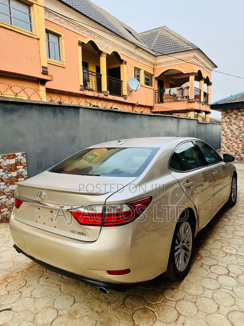 Lexus ES 2014 Gold