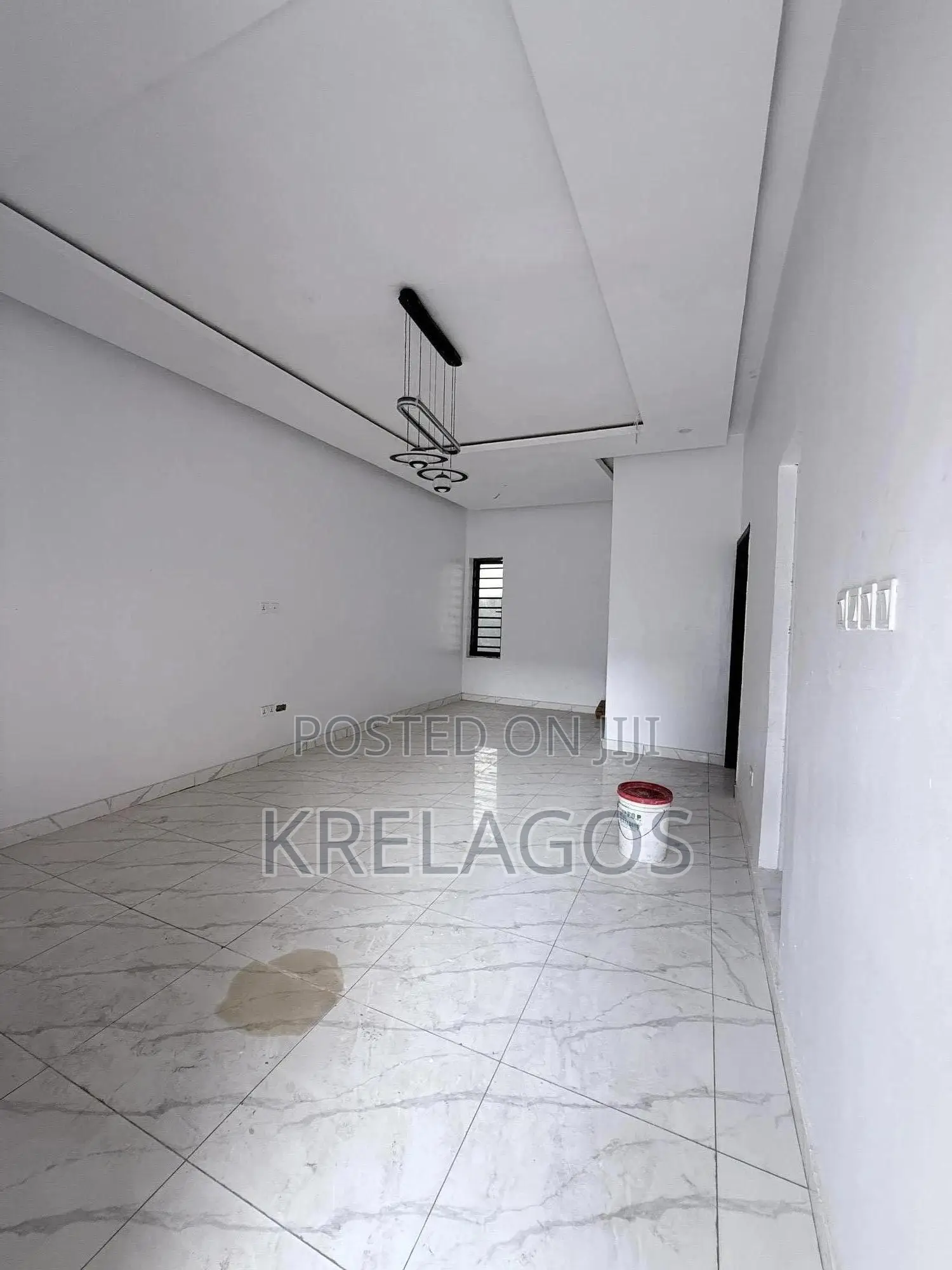 1bdrm Apartment in Ajah, Off Lekki-Epe Expressway for sale