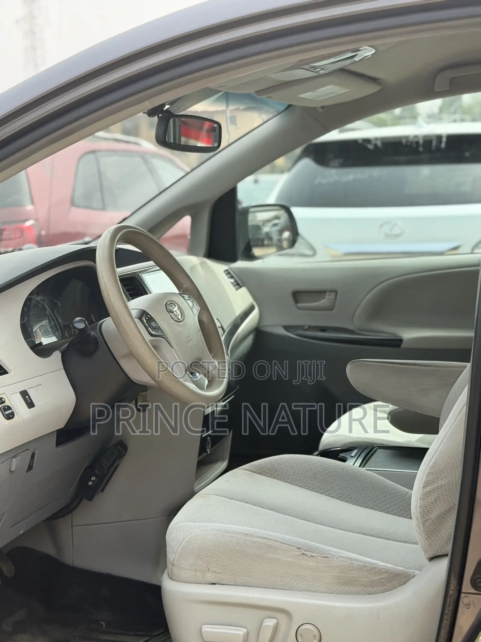 Toyota Sienna 2012 Gray
