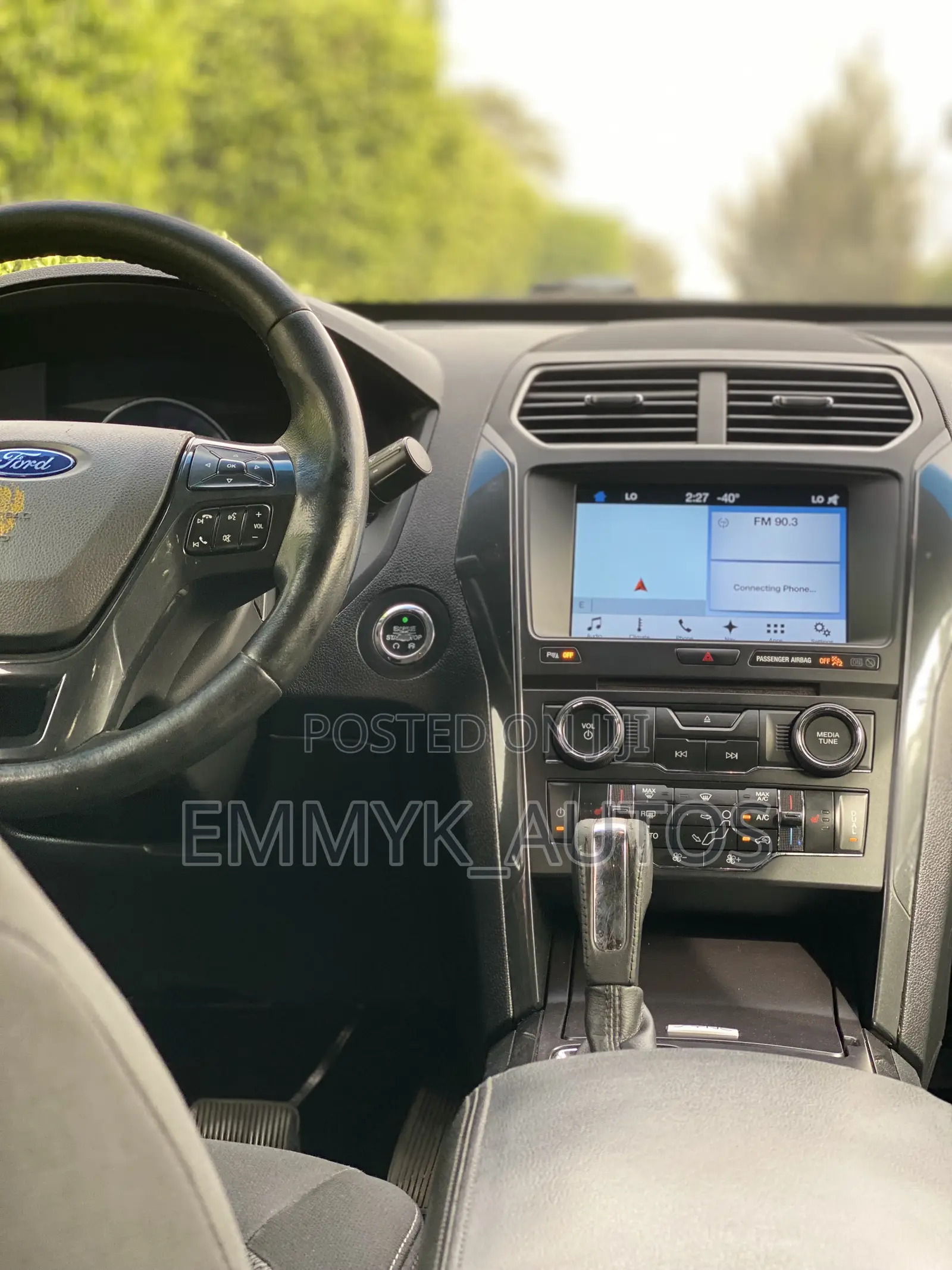 Ford Explorer Base 4dr FWD (3.5L 6cyl 6A) 2017 Black