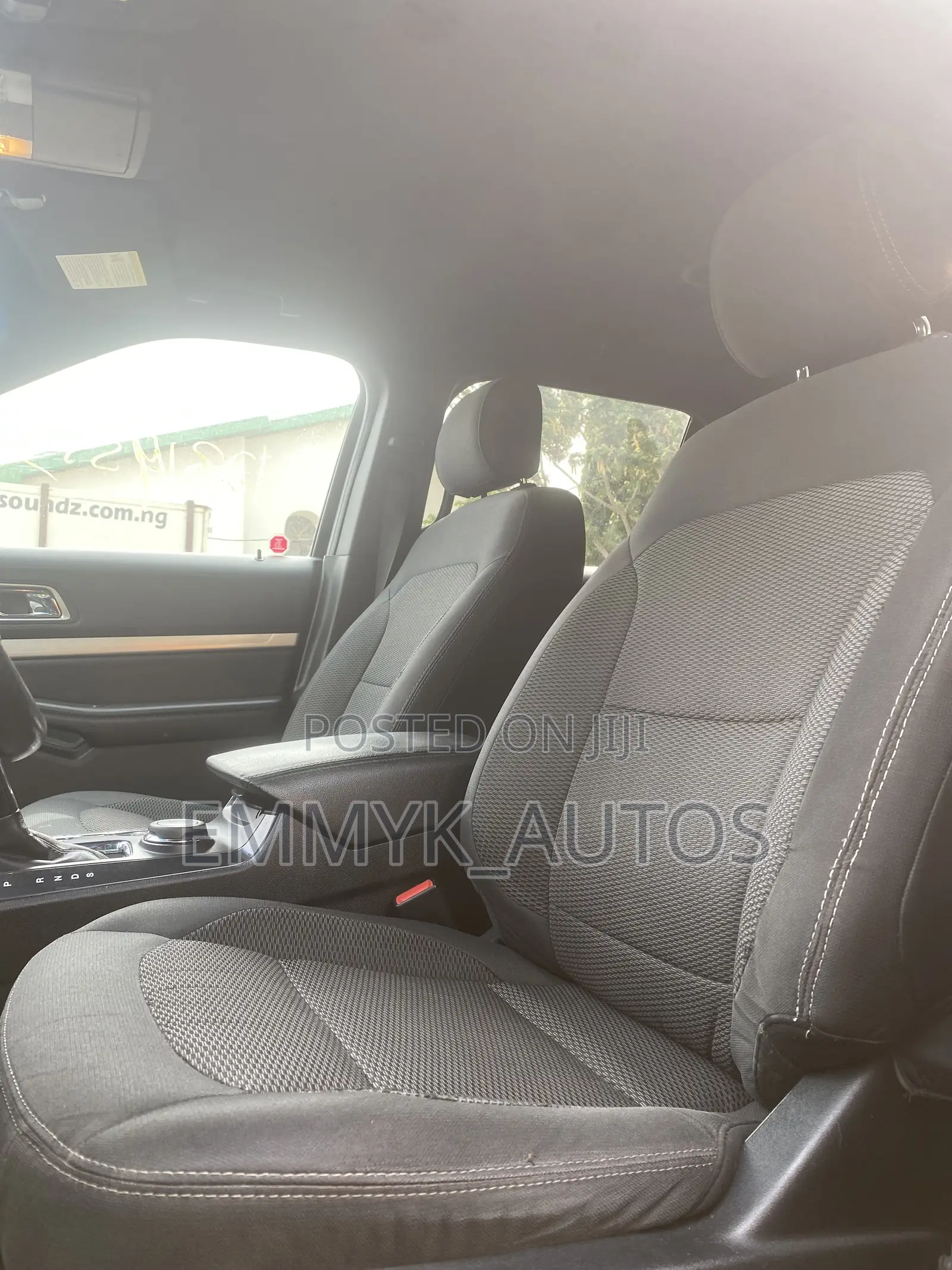 Ford Explorer Base 4dr FWD (3.5L 6cyl 6A) 2017 Black