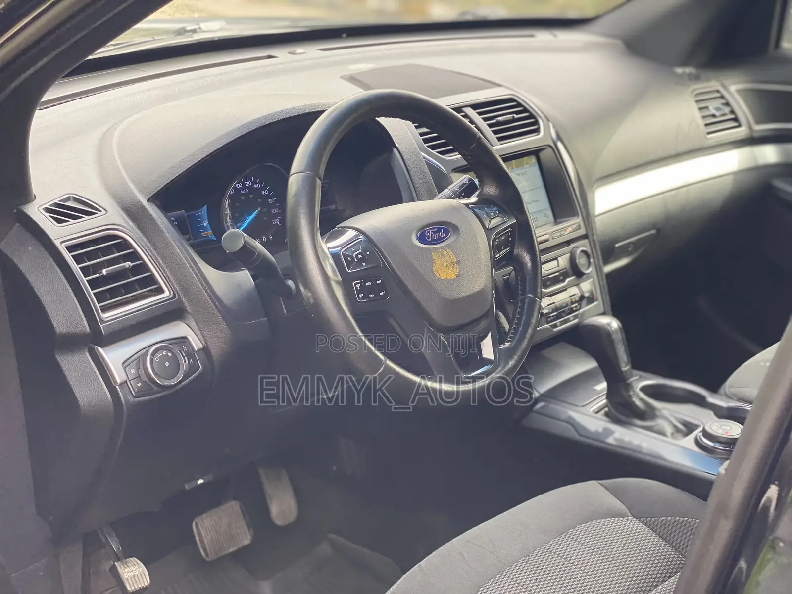 Ford Explorer Base 4dr FWD (3.5L 6cyl 6A) 2017 Black