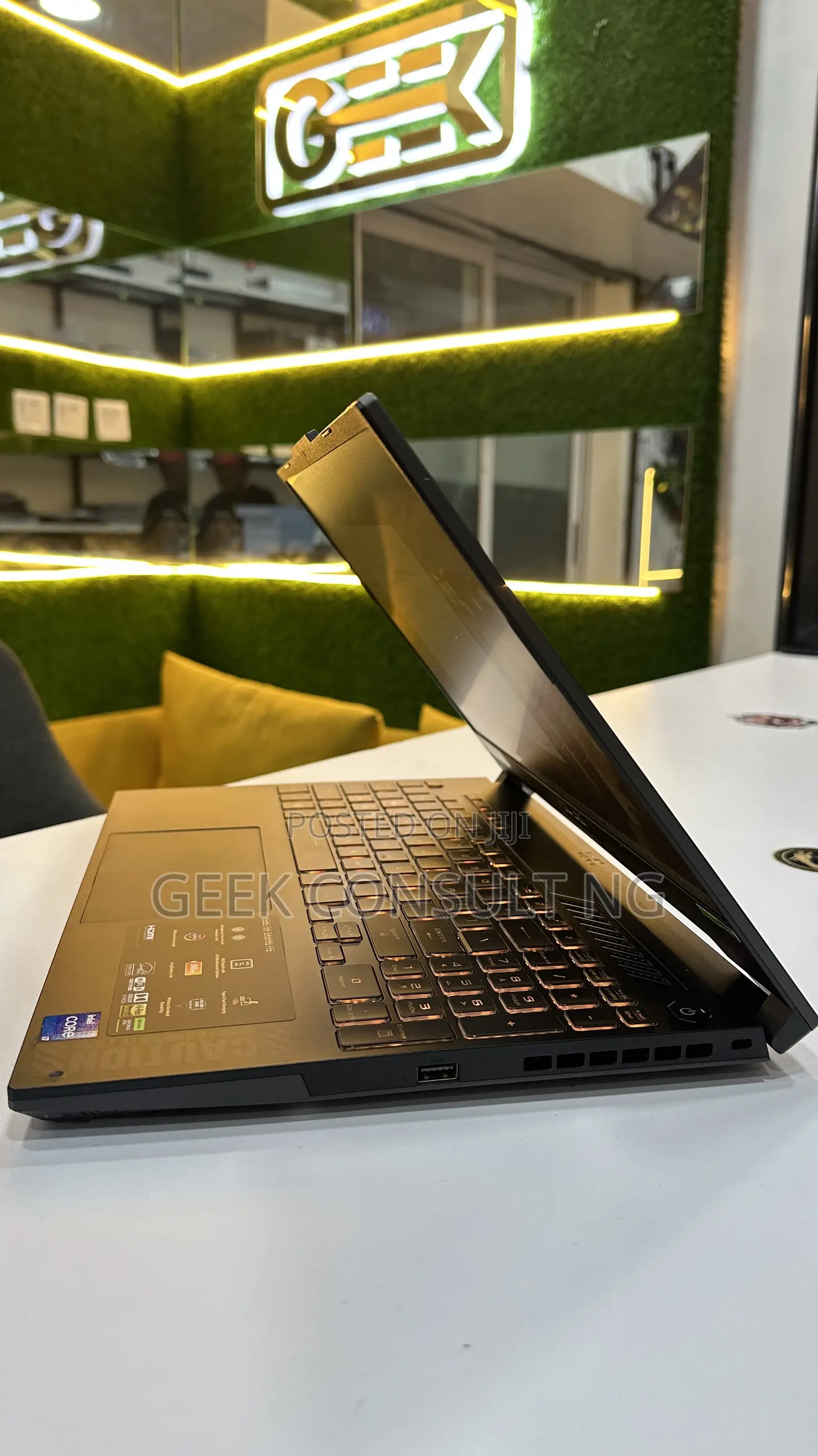 Laptop Asus TUF Dash F15 64GB Intel Core i7 SSD 1T