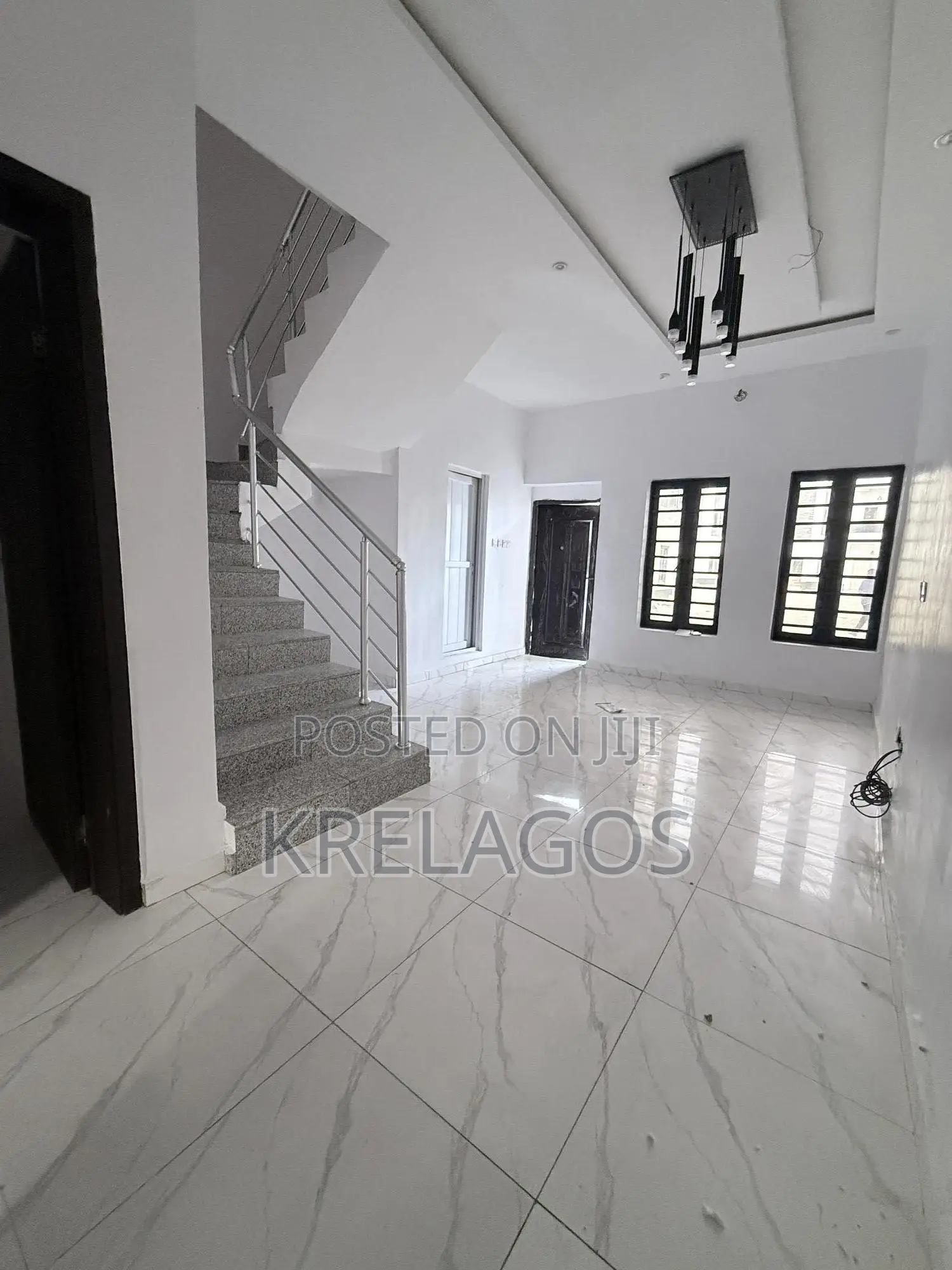 3bdrm Duplex in Ajah, Off Lekki-Epe Expressway for sale