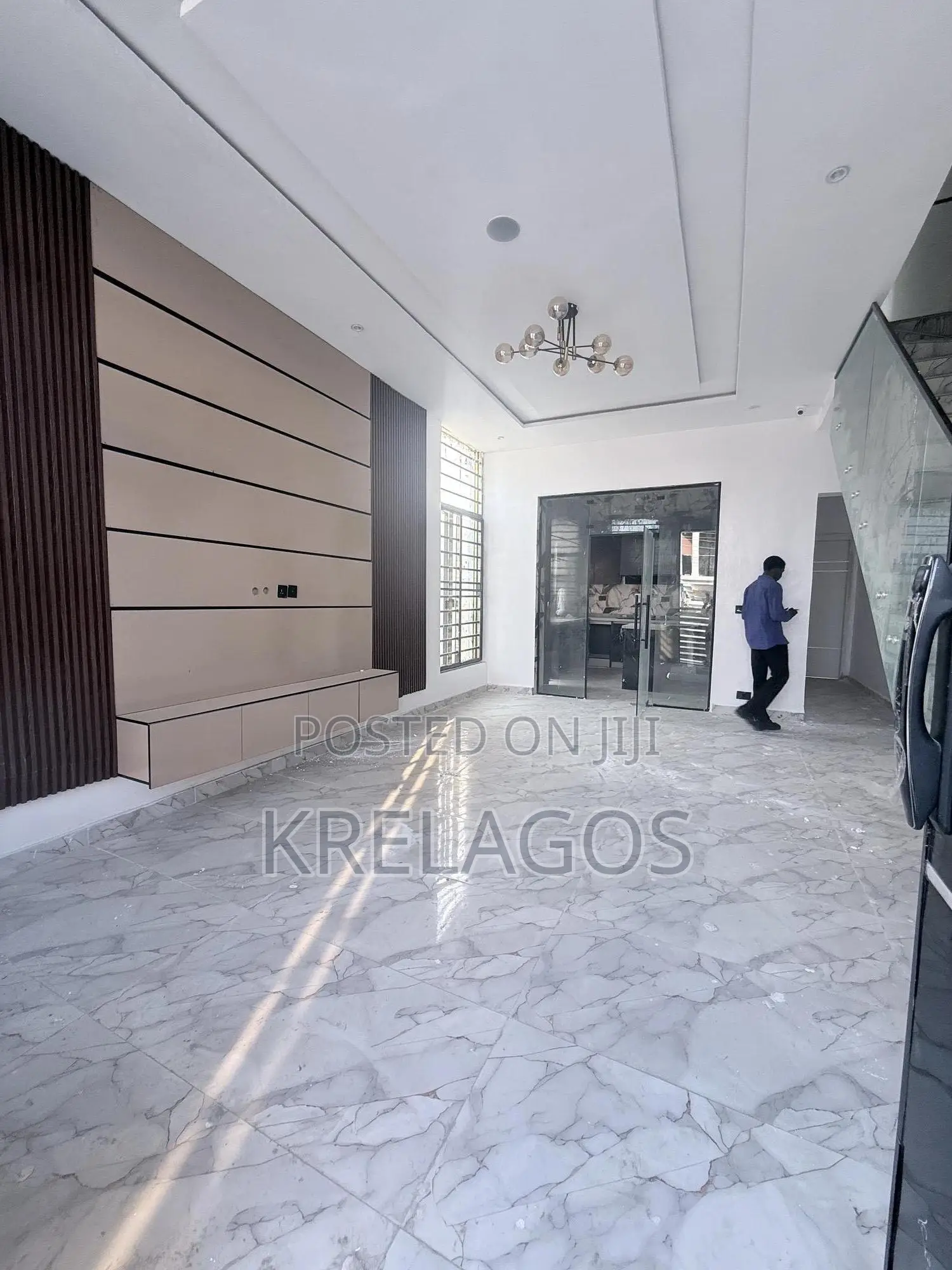 4bdrm Duplex in Ikota for sale