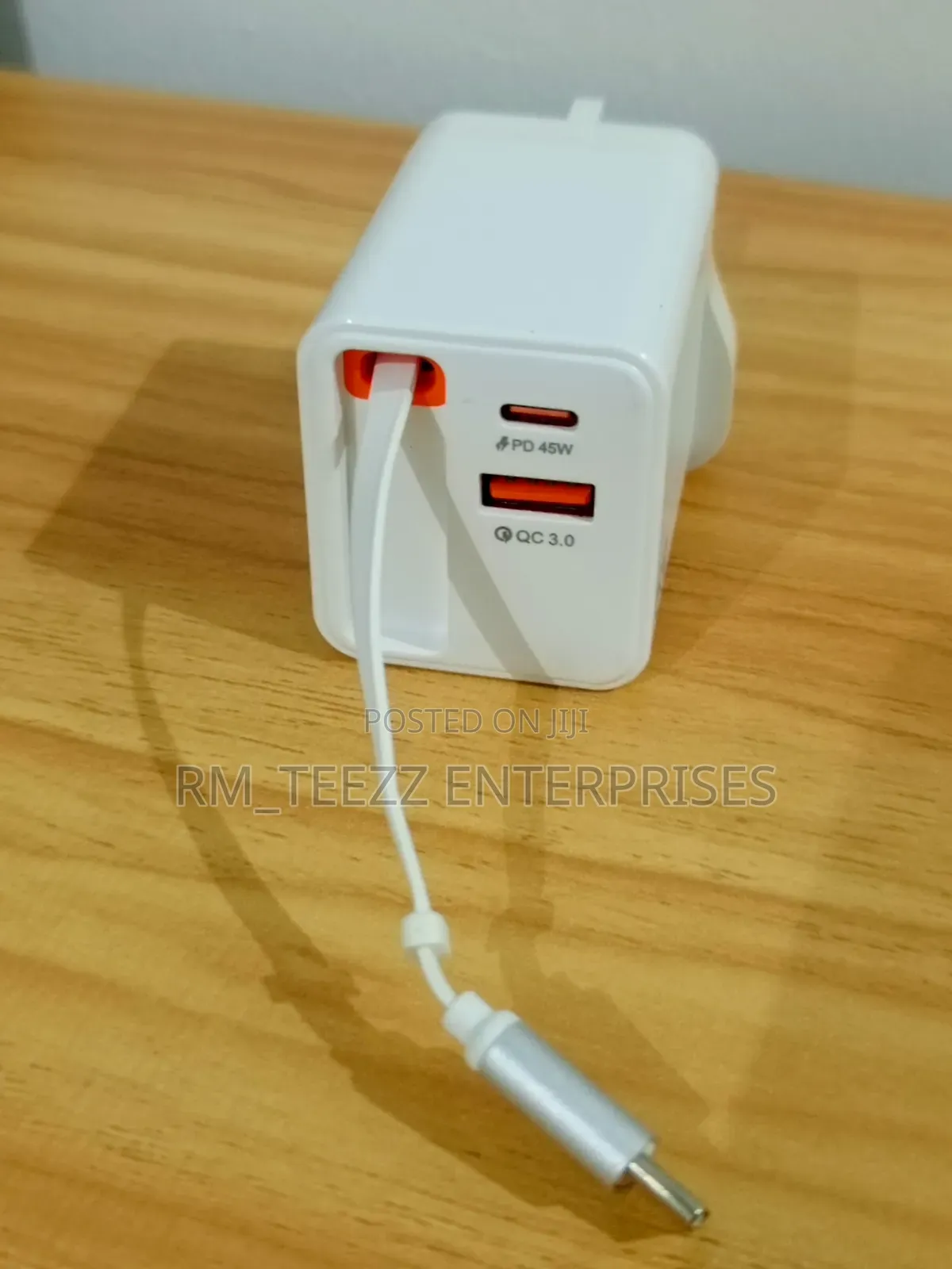 65w Gan Fast Charger With Built-in Retractable Type-c Cable