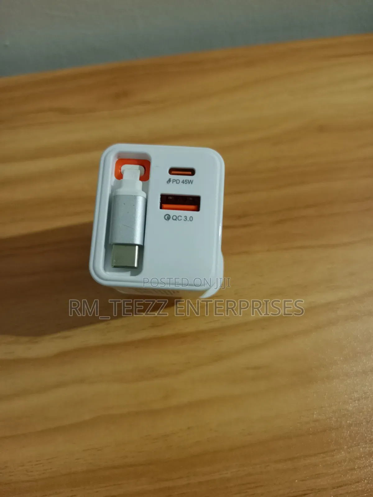 65w Gan Fast Charger With Built-in Retractable Type-c Cable