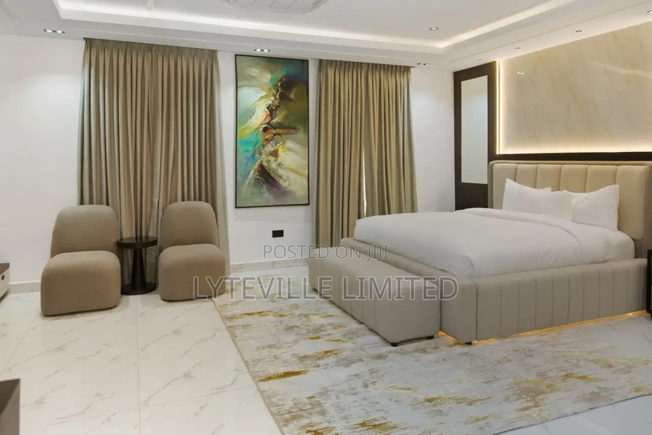 Lavish Lifestyle Apartment