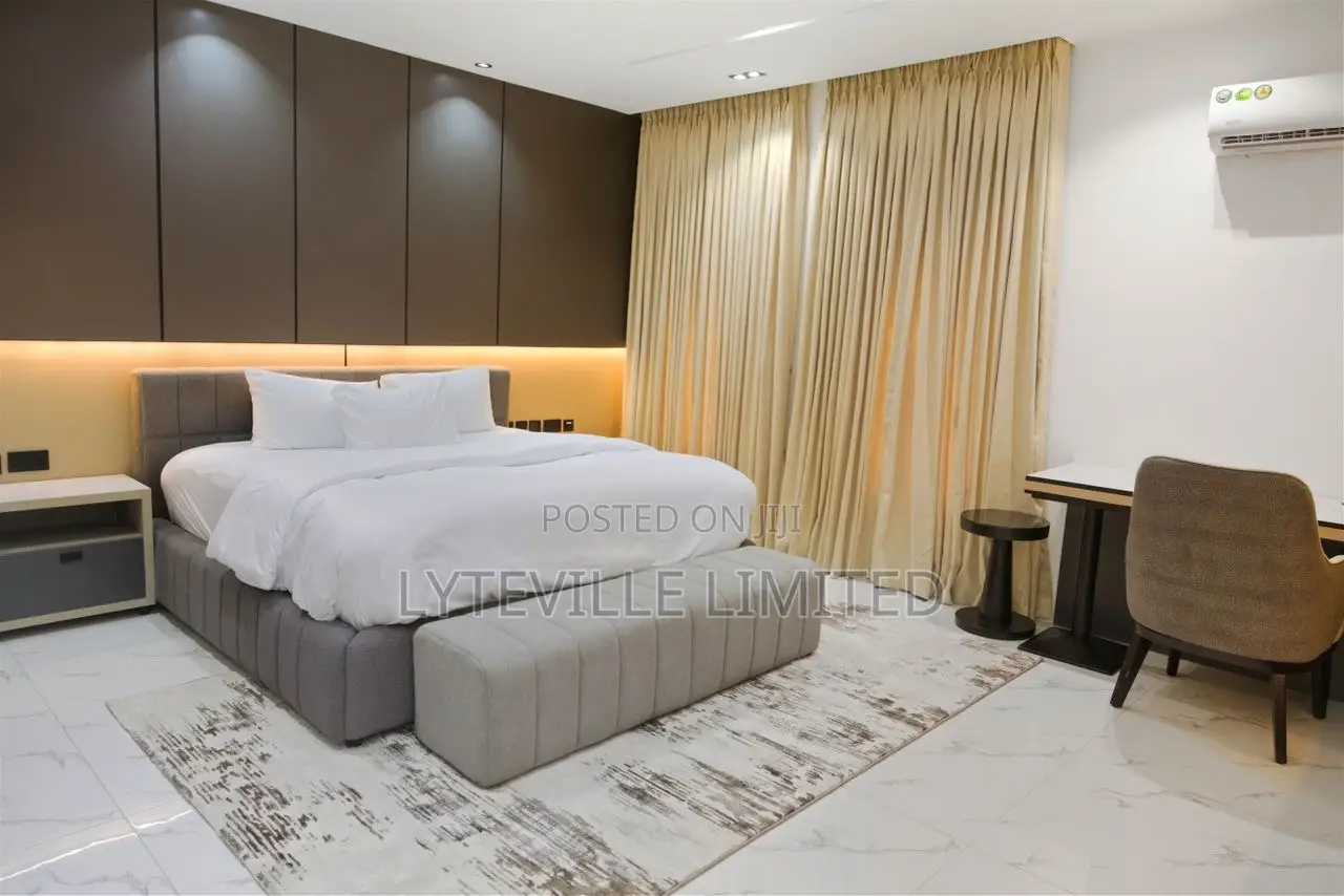 Lavish Lifestyle Apartment