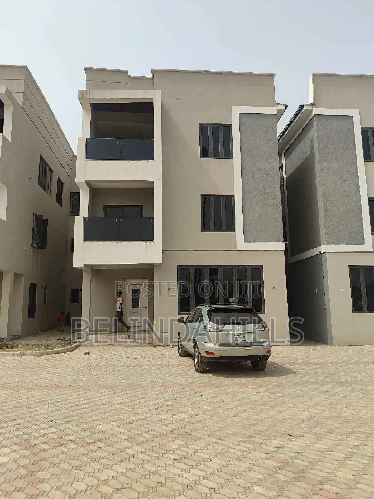 6bdrm Townhouse/Terrace in Kado for sale
