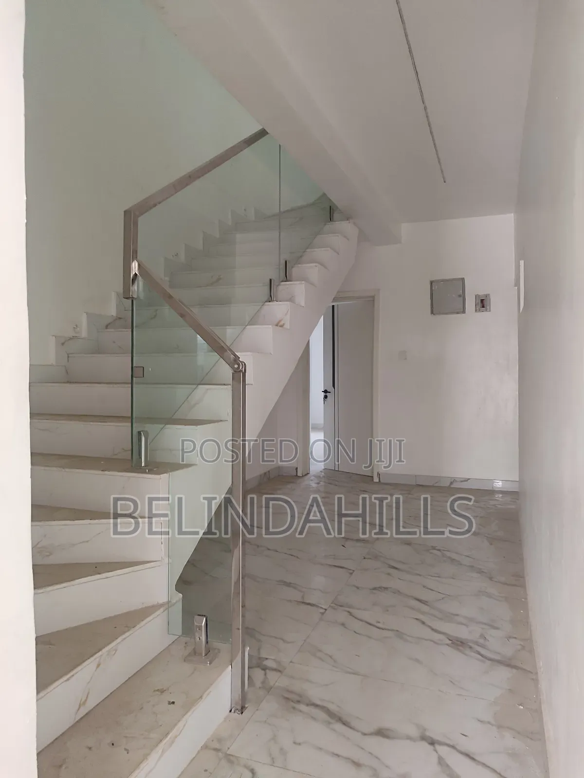 6bdrm Townhouse/Terrace in Kado for sale