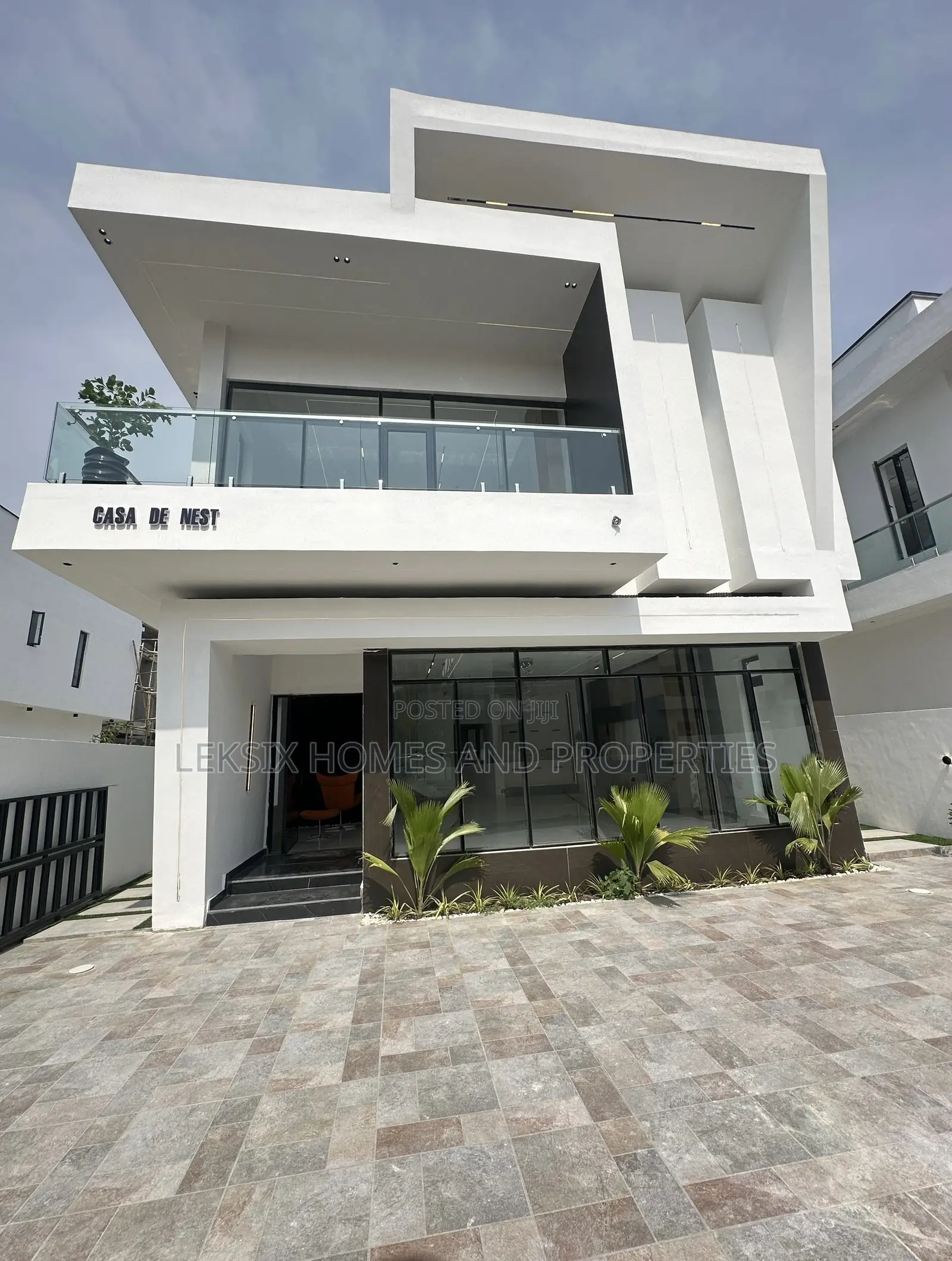5bdrm Duplex in A Well Secured, Ado / Ajah for sale
