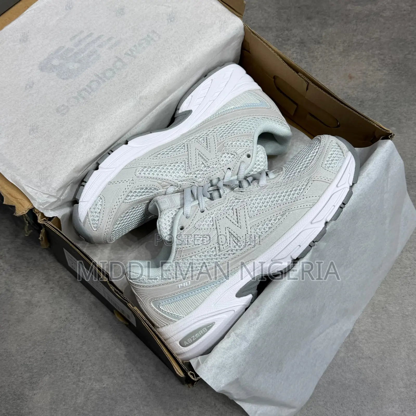 New Balance 740 Grey/White Sneakers
