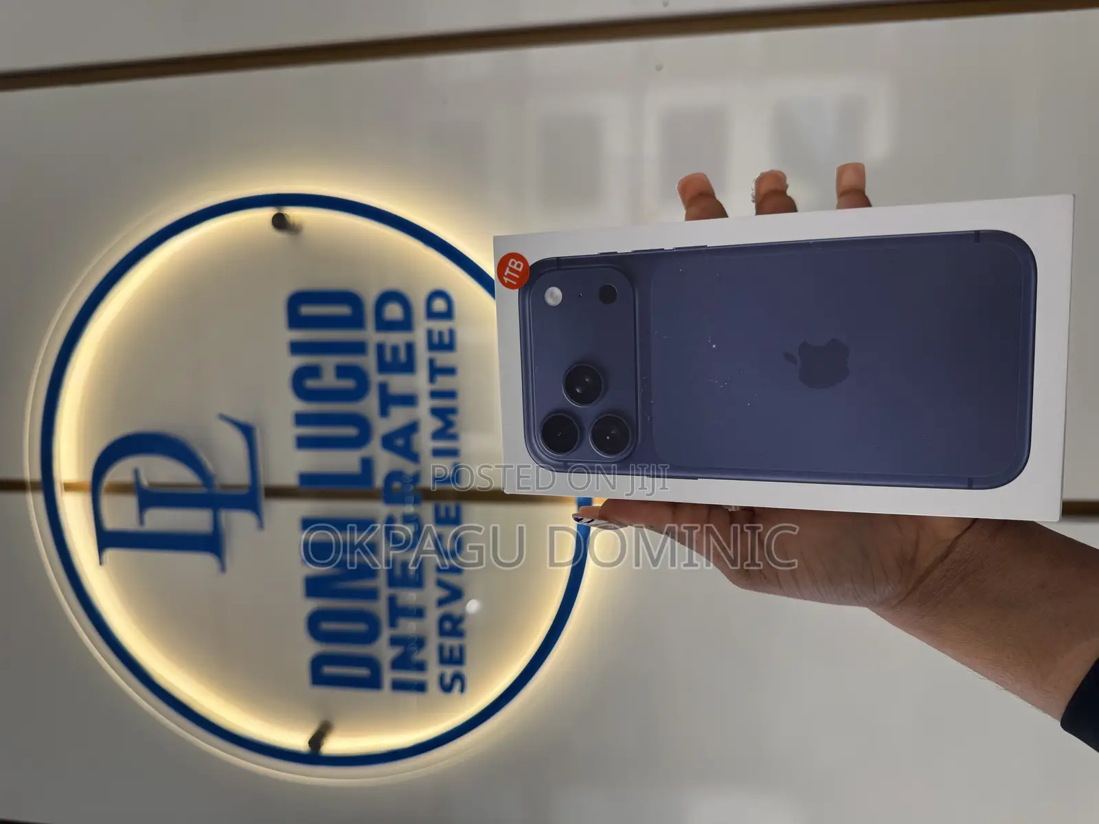 New Apple iPhone 17 Pro Max 1 TB Blue