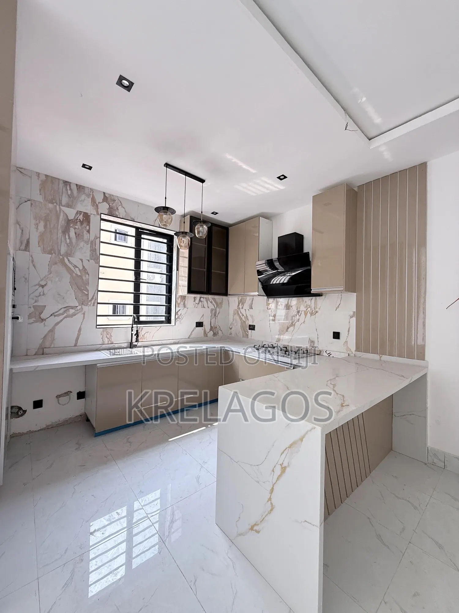 2bdrm Apartment in Lekki, Ikate for sale