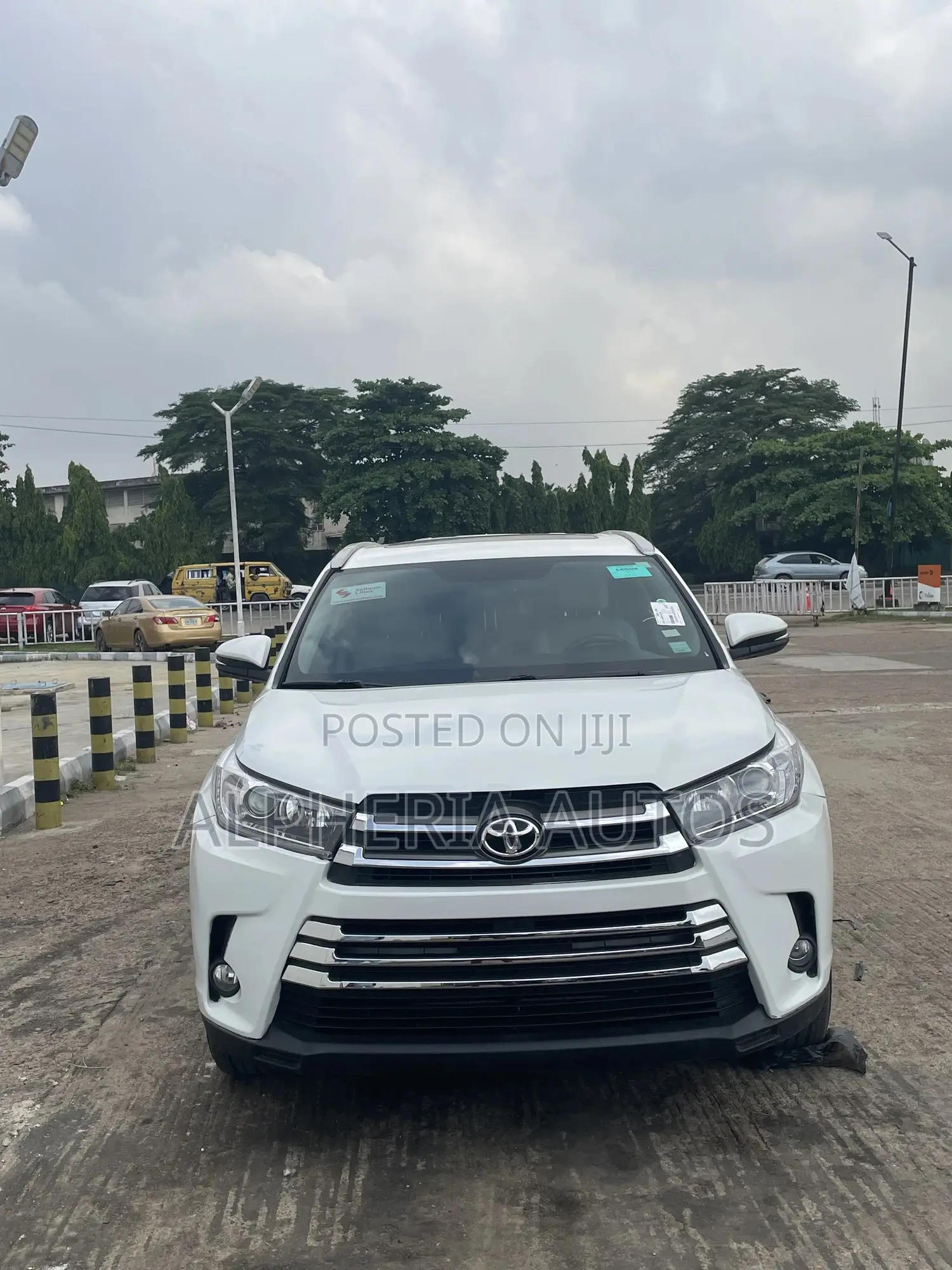 Toyota Highlander Limited V6 4x2 (3.5L 6cyl 6A) 2016 White