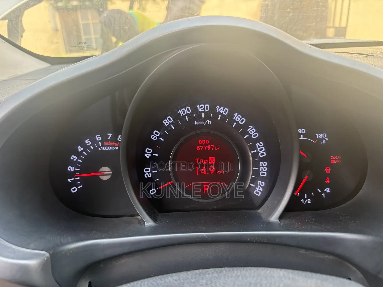 Kia Sportage EX 4dr SUV (2.4L 4cyl 6A) 2015 Beige