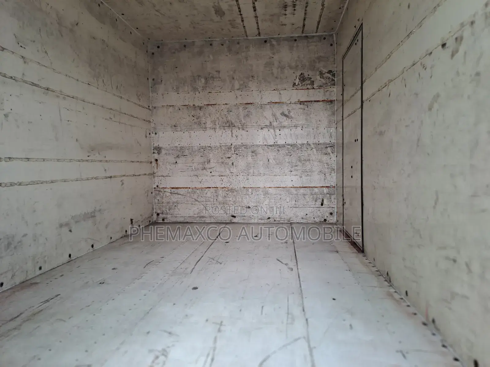 Toyota Dyna150 Covered Body