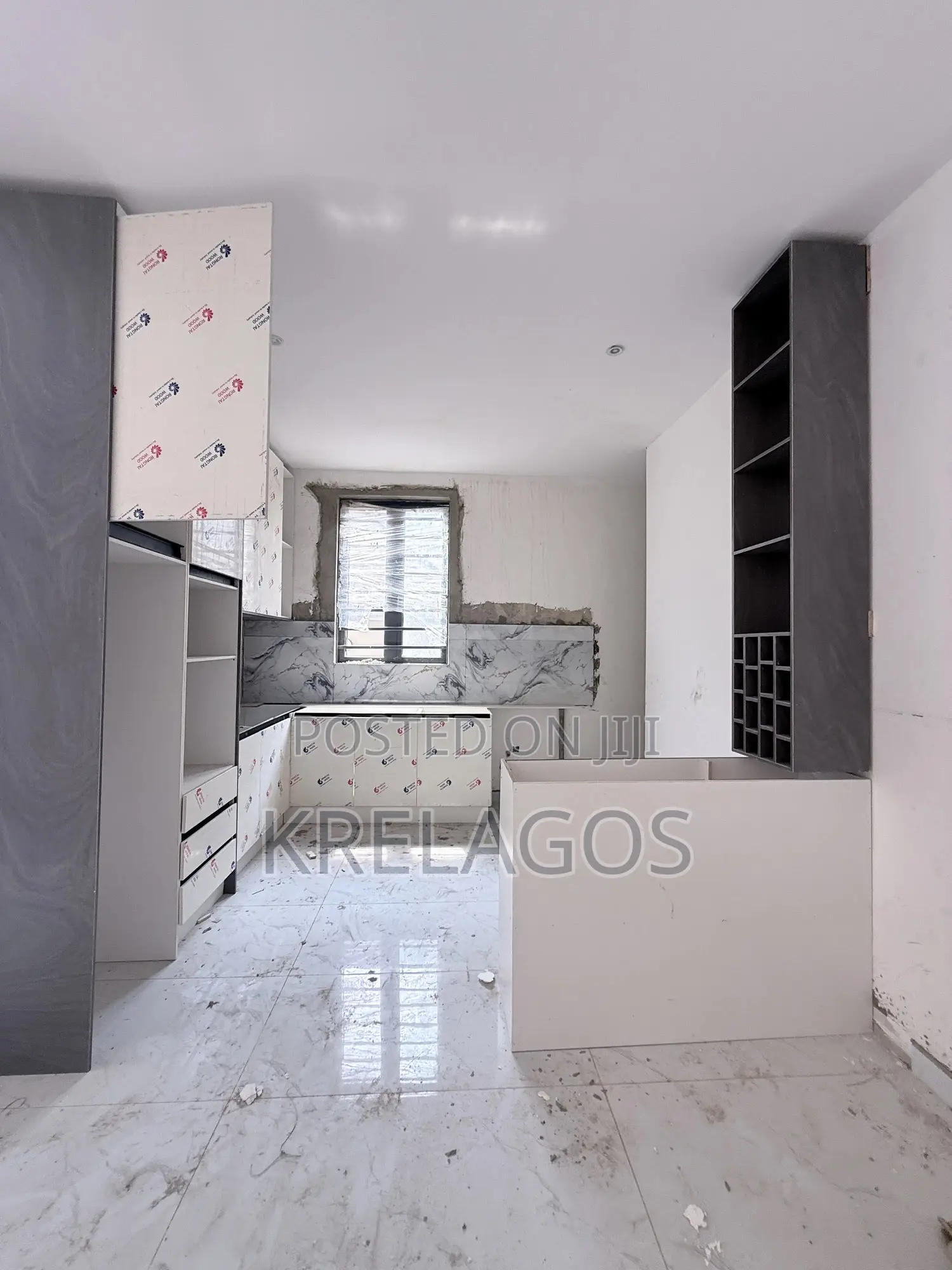 3bdrm Apartment in Lekki, Ikate for sale