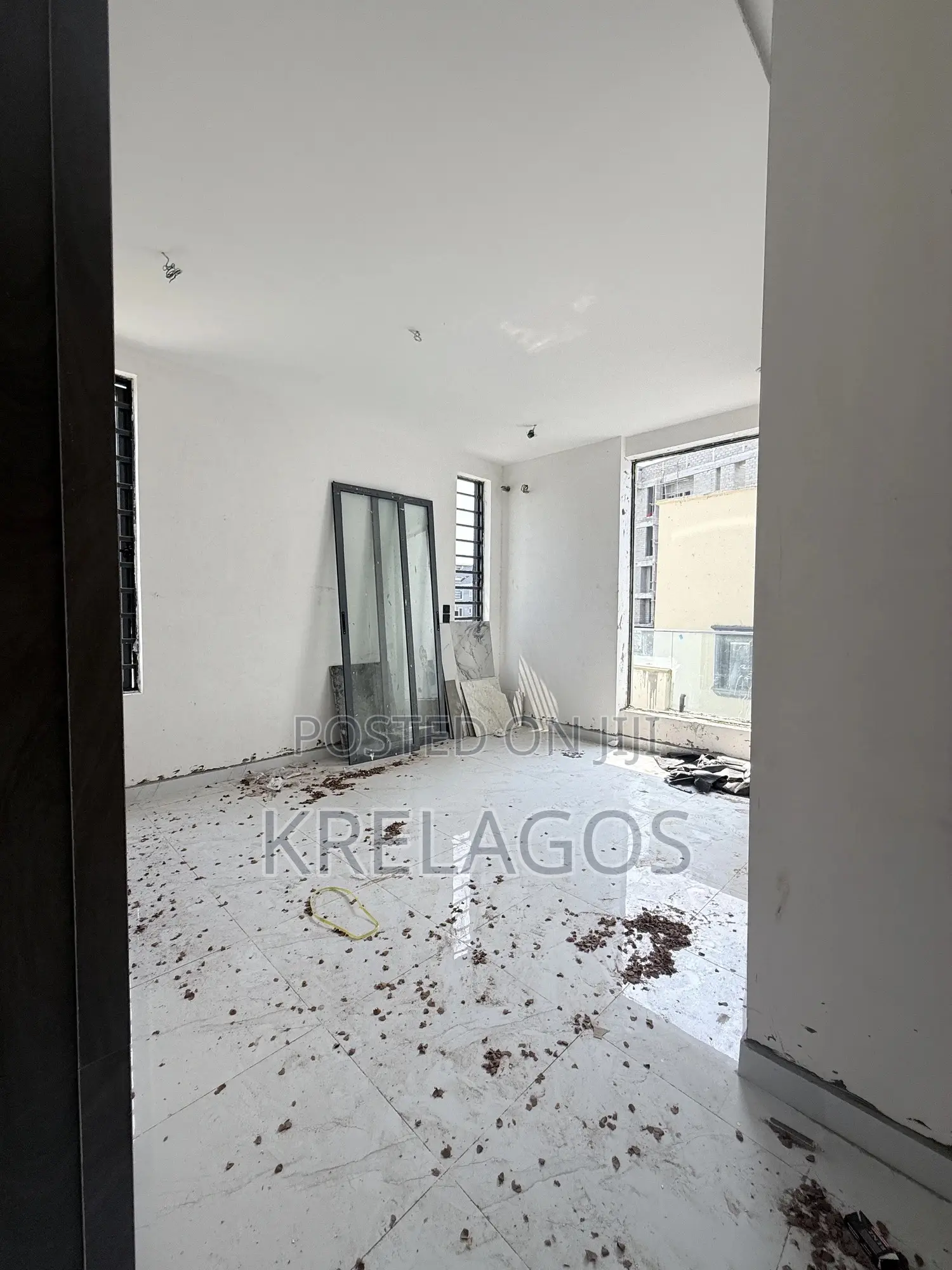 3bdrm Apartment in Lekki, Ikate for sale