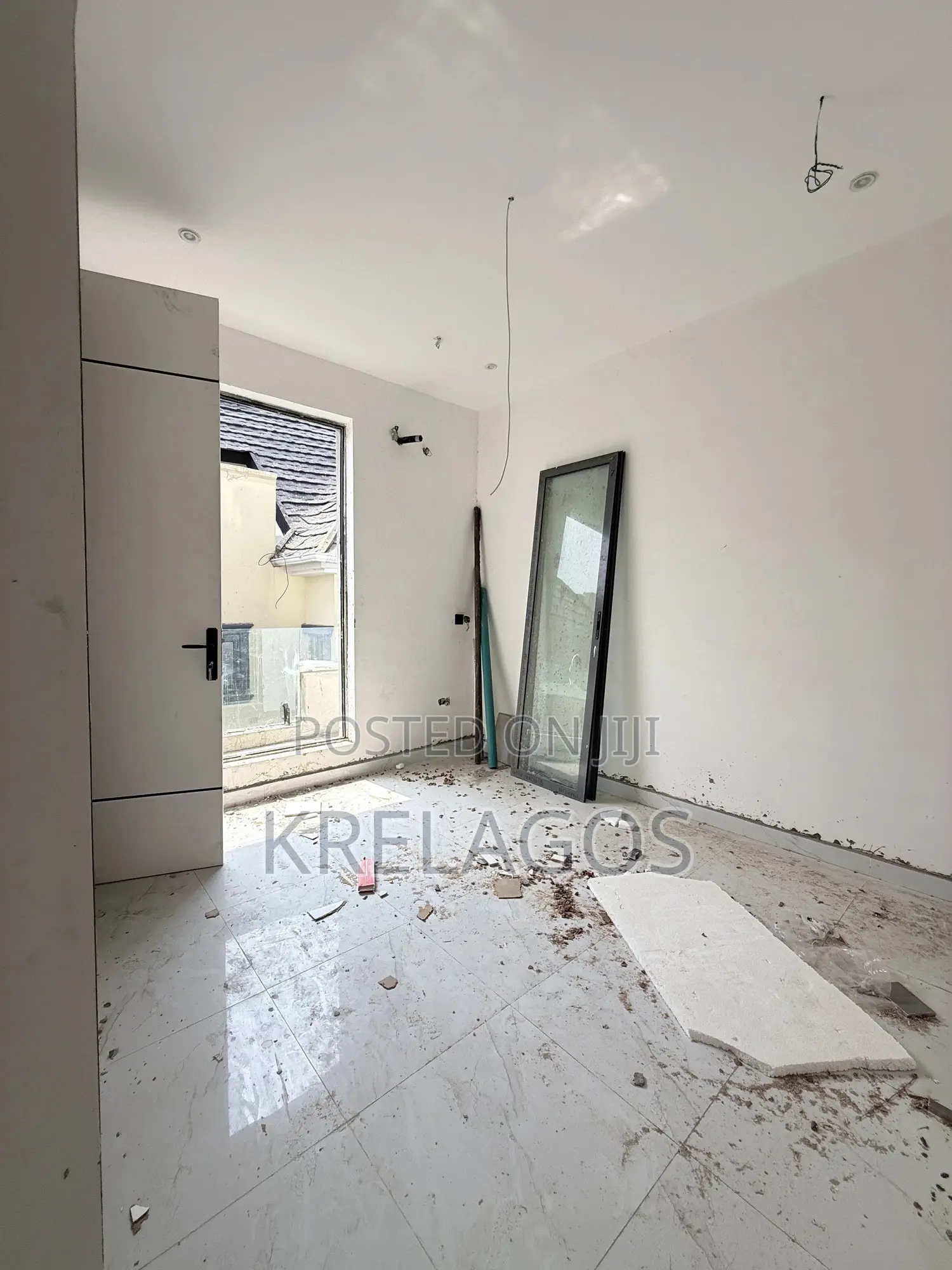 3bdrm Apartment in Lekki, Ikate for sale