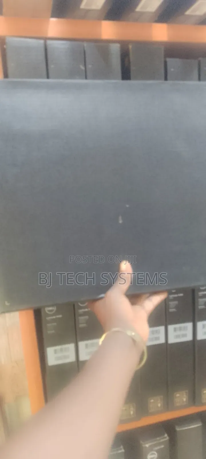 New Laptop Dell Latitude 5450 16GB Intel Core Ultra 5 SSD 512GB