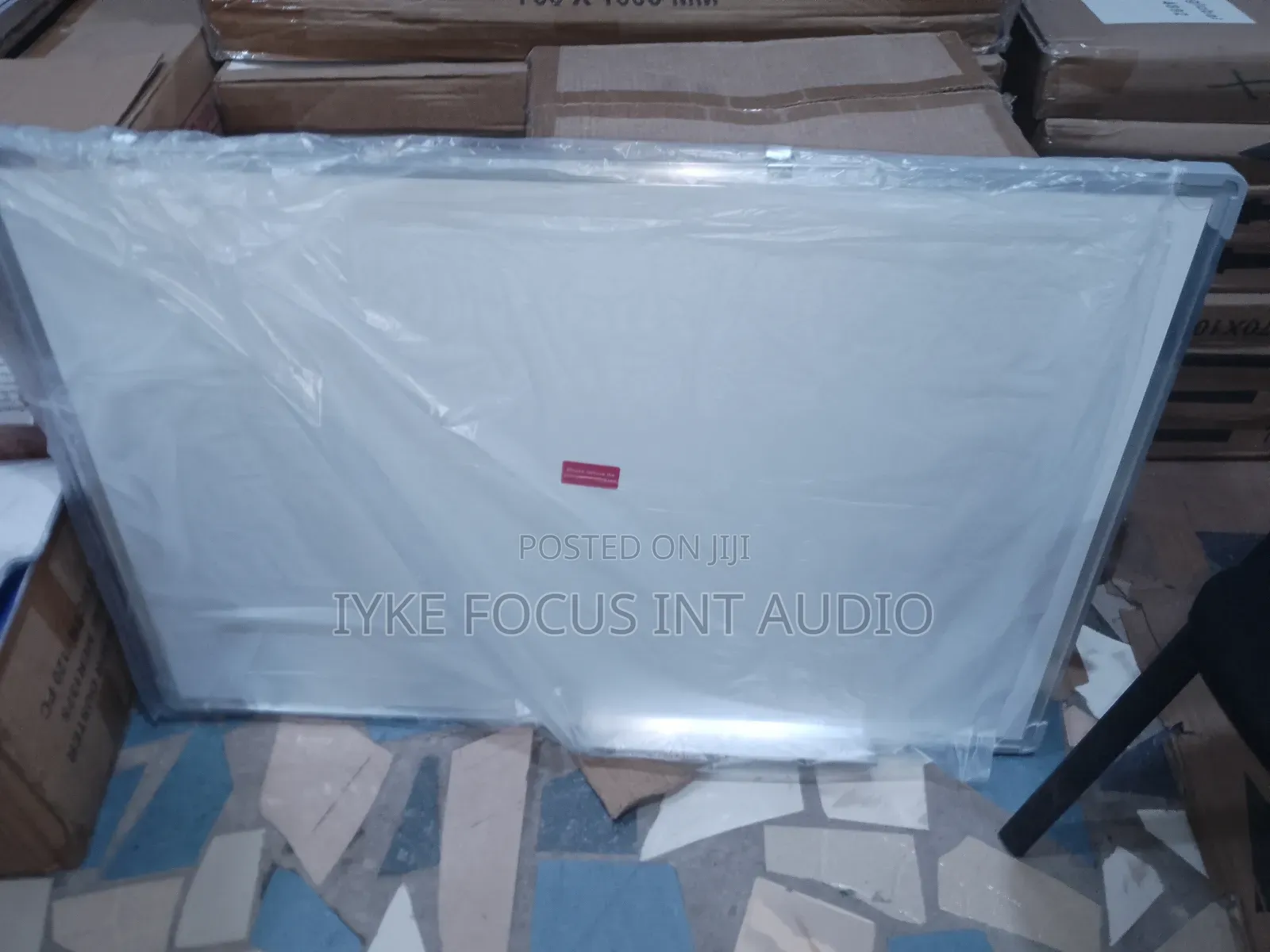2ft by 3ft Magnetic White Board (Onl)