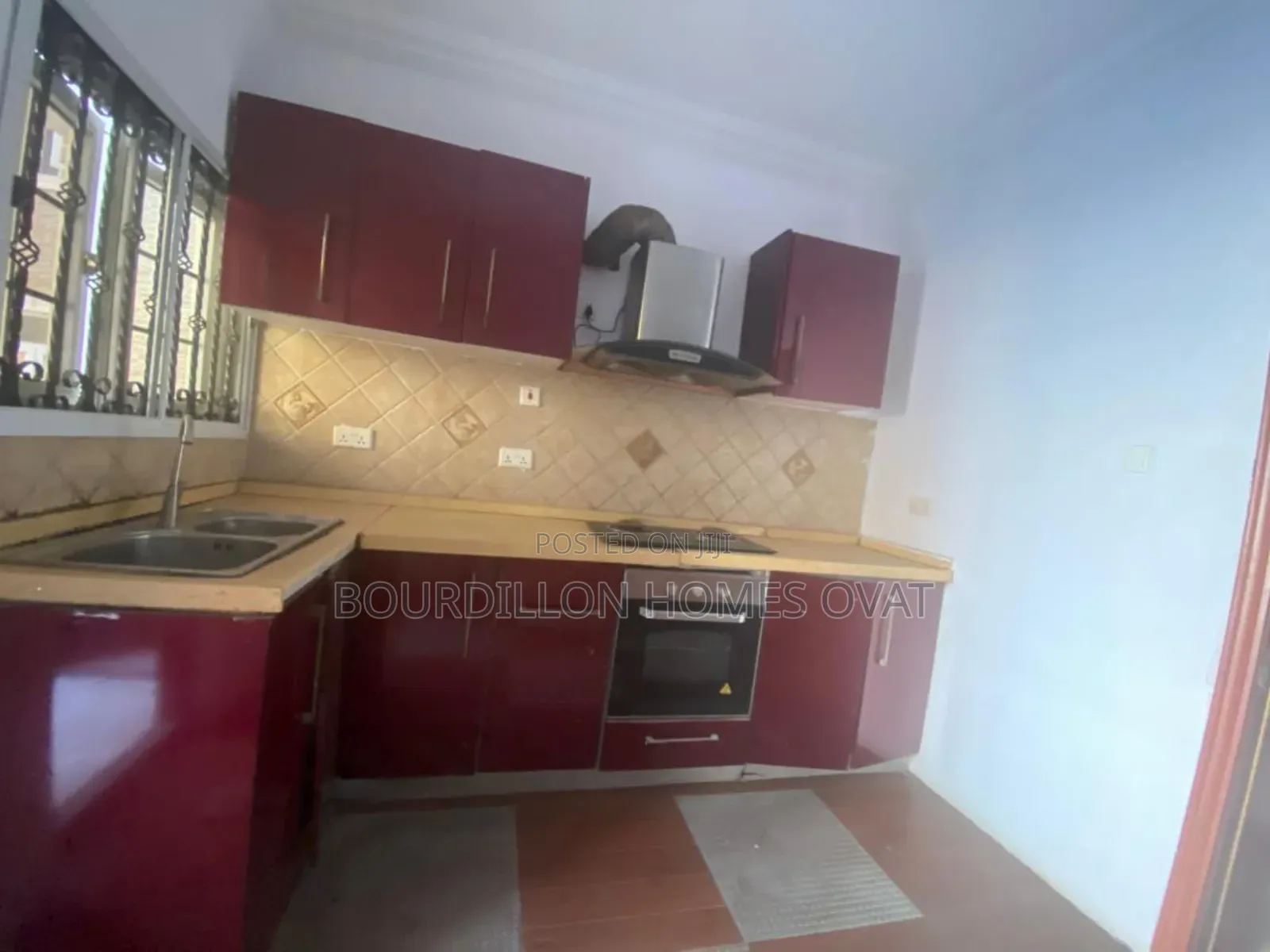 3bdrm Apartment in Chevron Lekki Lagos for sale