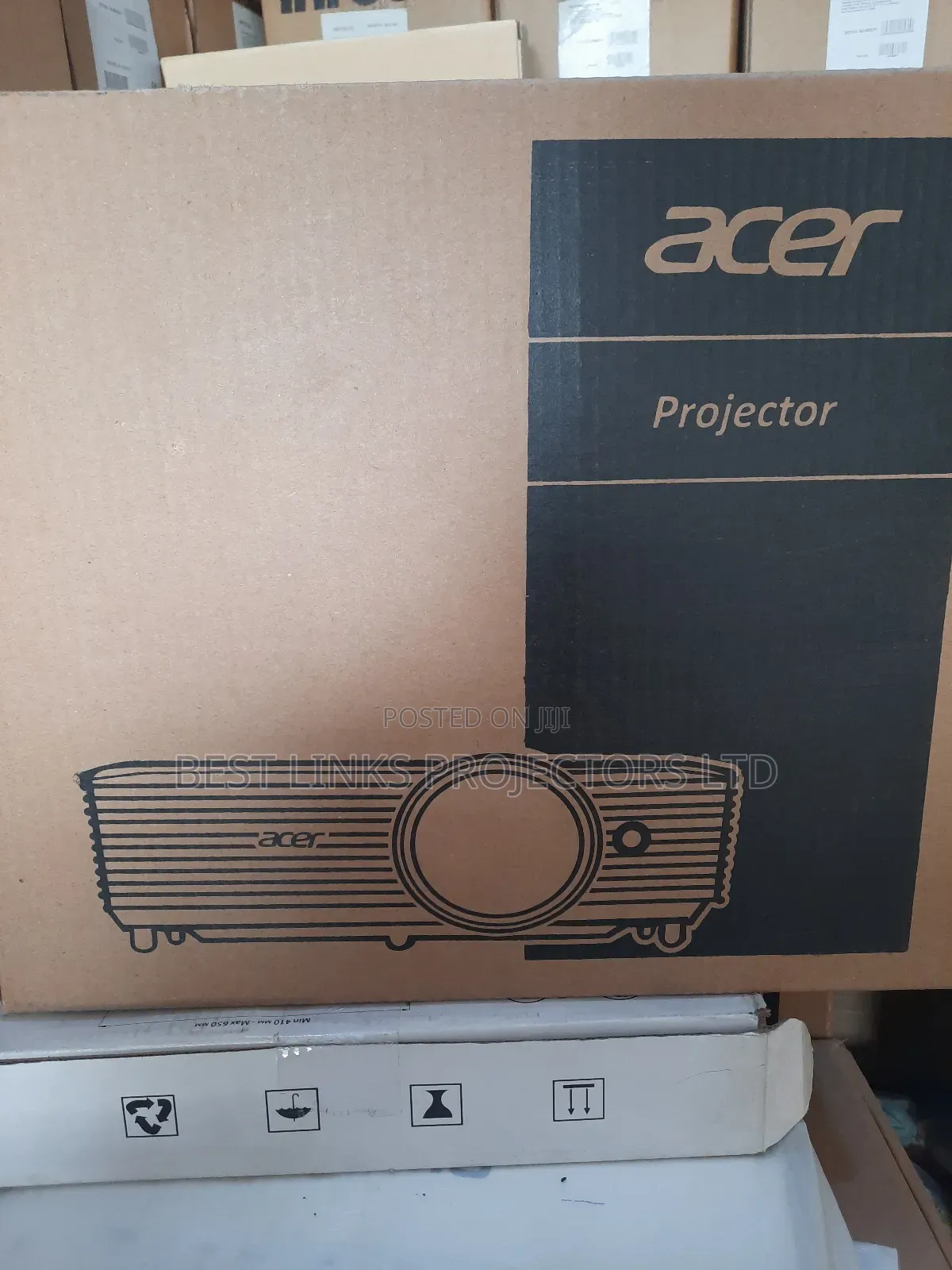 4000 Lumens Acer Projector