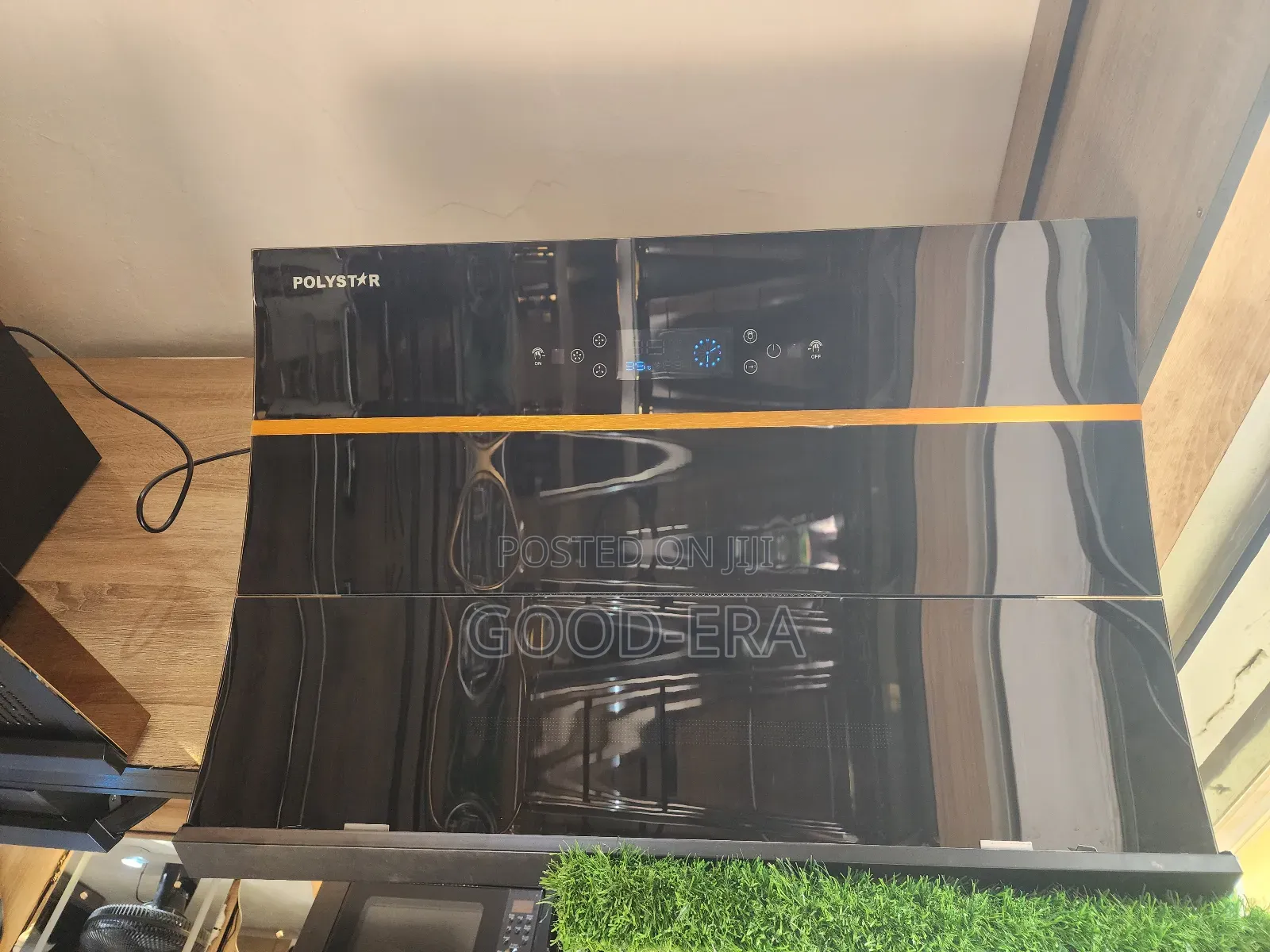 Kitchen Hood Extractor/Chimney