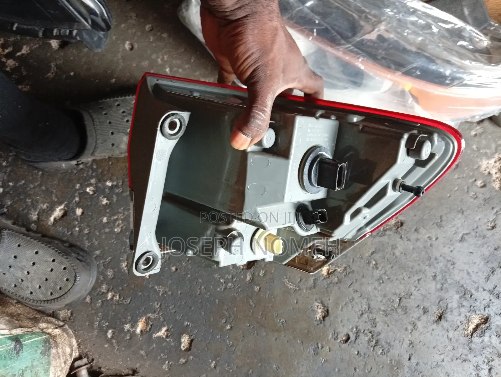 2013 Cherokee Rearlight Available