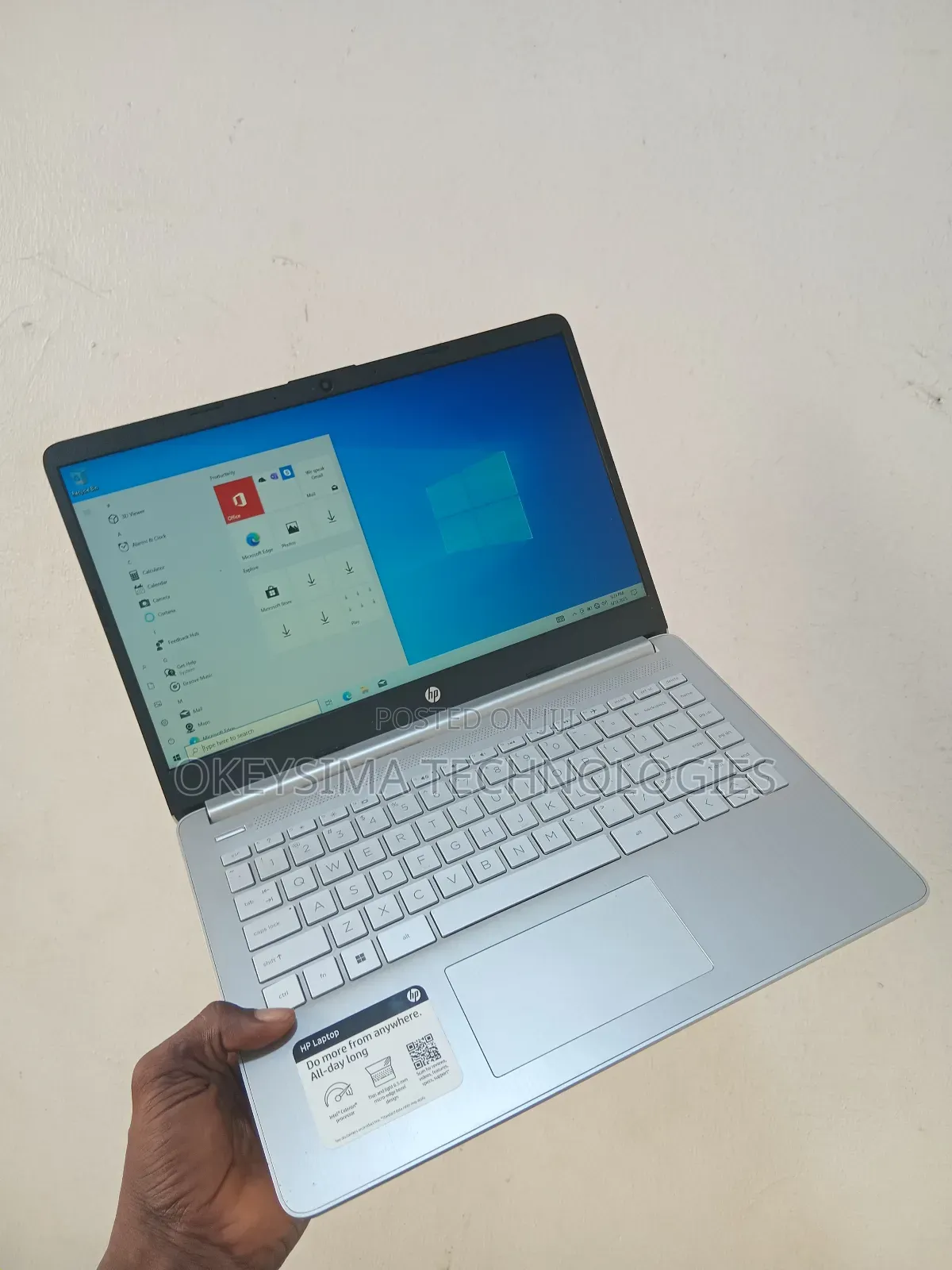 New Laptop HP 14z 4GB Intel Celeron SSD 128GB