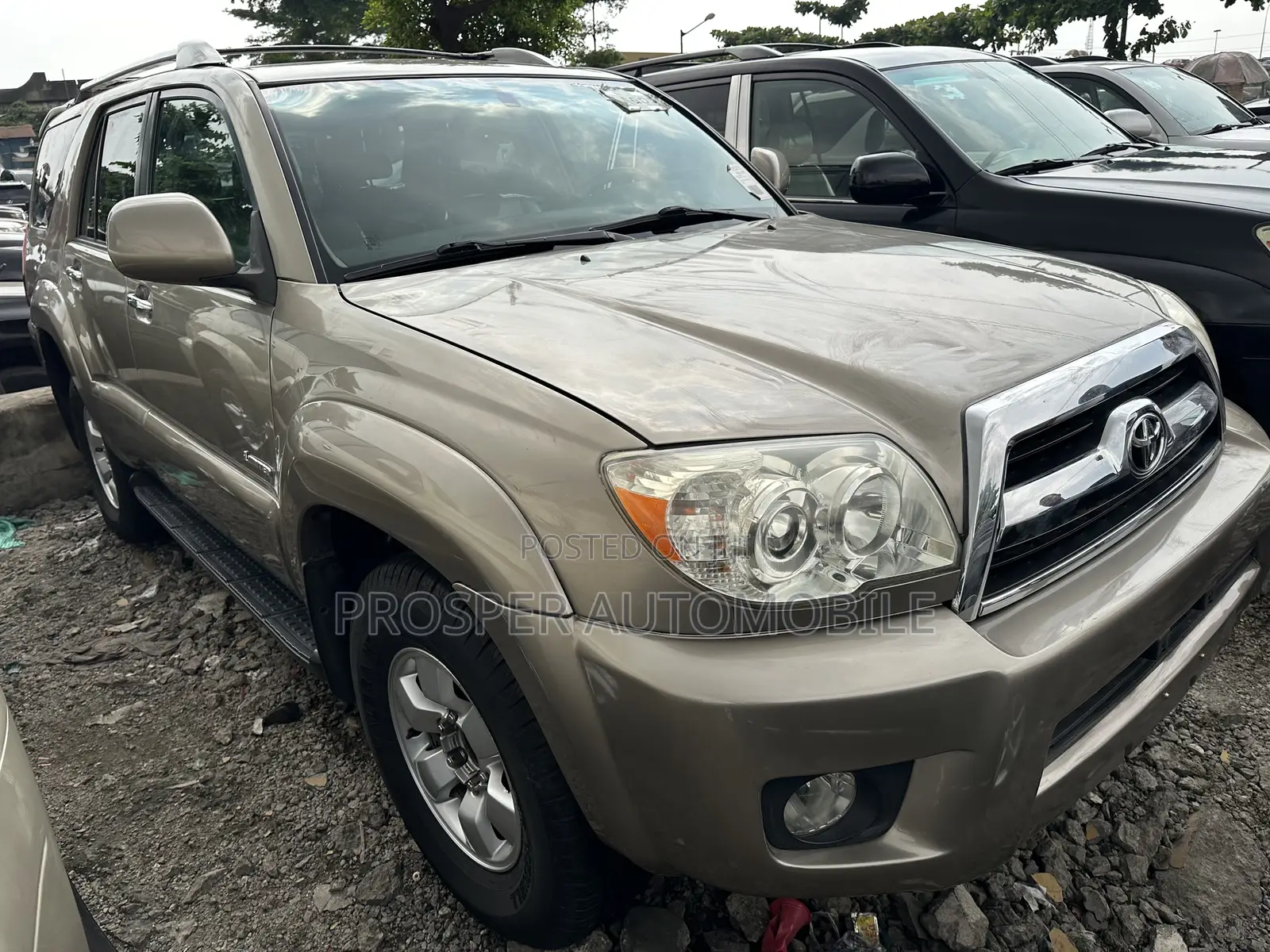 Toyota 4-Runner Limited 2008 Gold