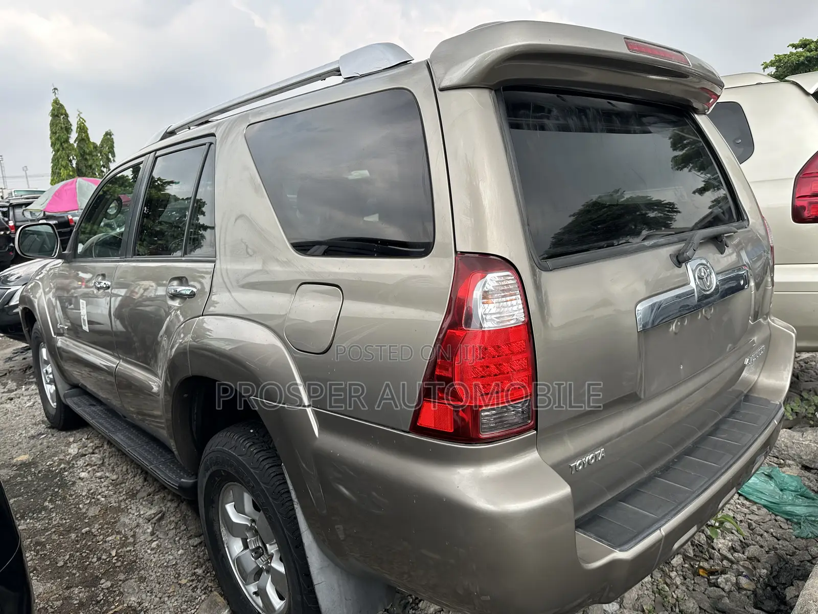 Toyota 4-Runner Limited 2008 Gold