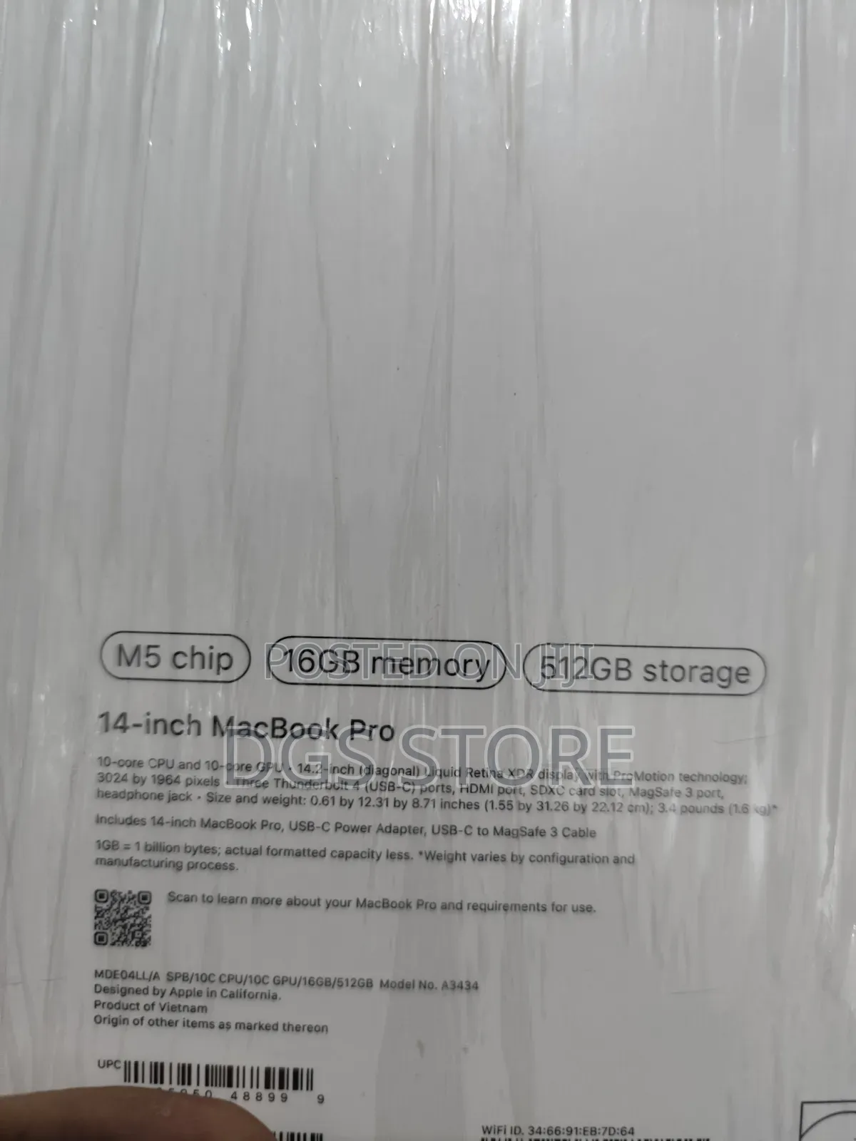 New Laptop Apple Macbook Pro 2025 M5 14-Inch 16GB Apple M5 SSD 512GB
