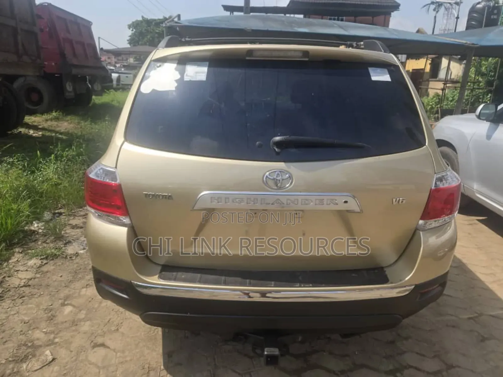 Toyota Highlander 2010 Gold