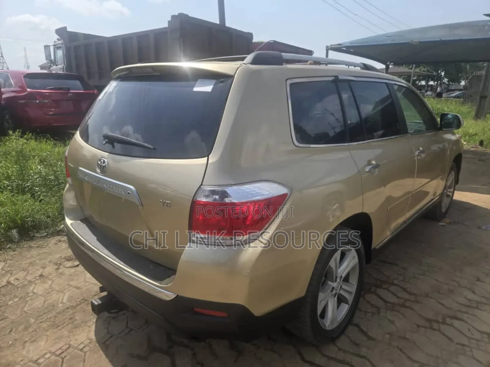 Toyota Highlander 2010 Gold